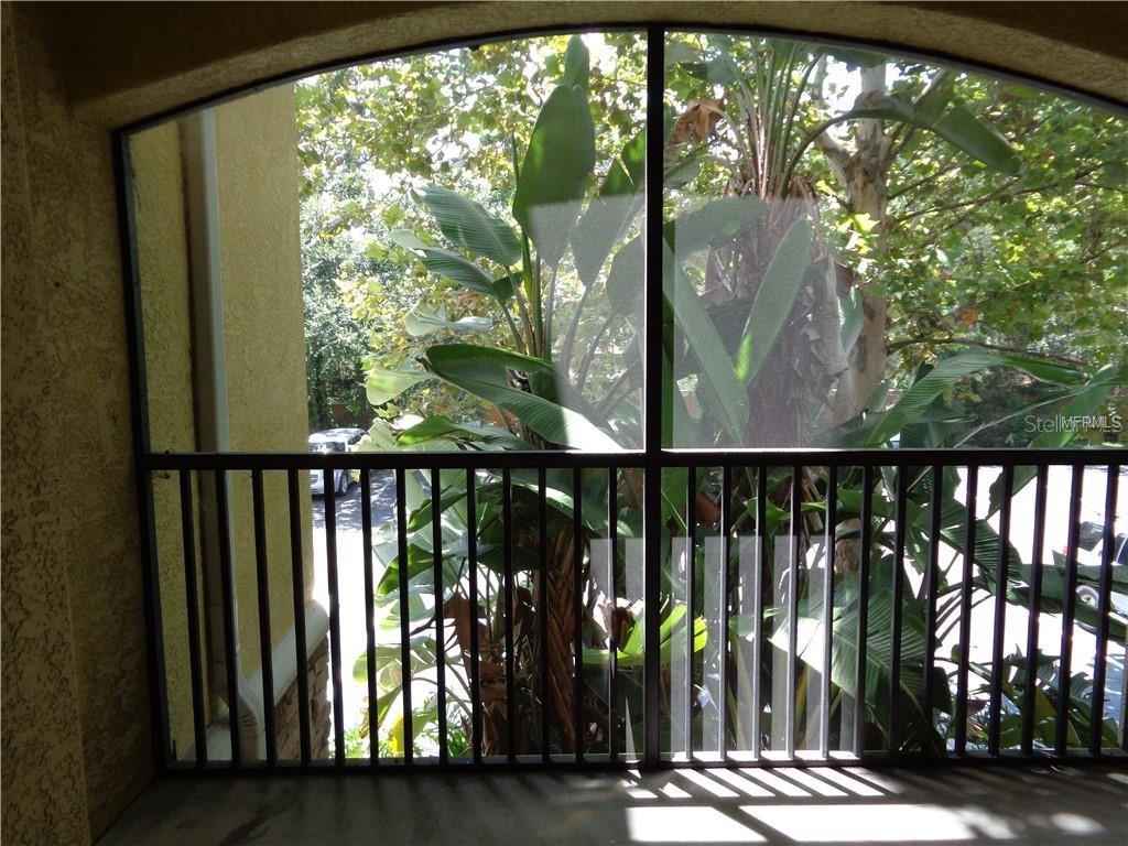 Image 3 of 7 For 10205 Courtney Palms Boulevard 204