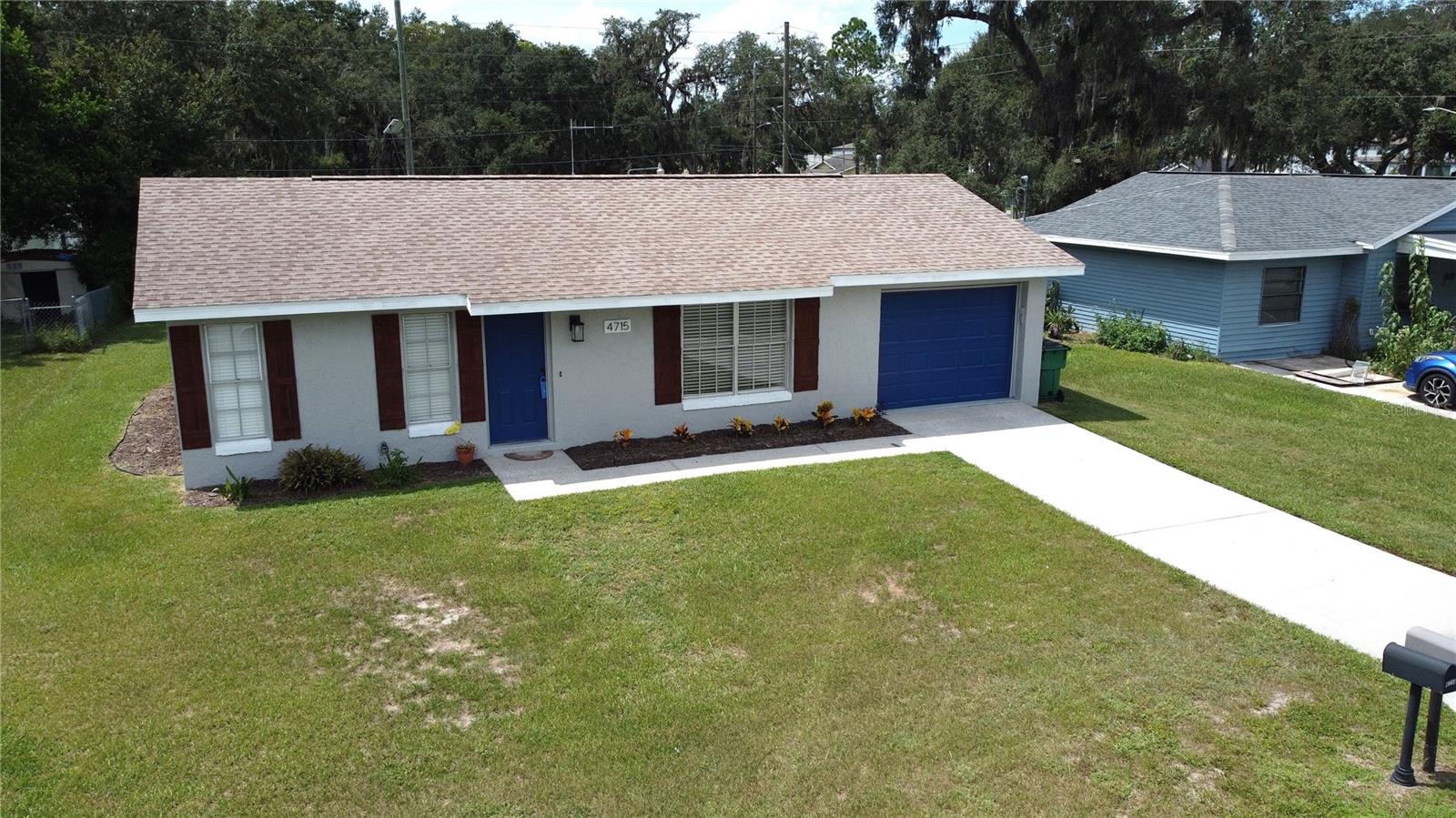 Image 2 of 23 For 4715 Larch Drive