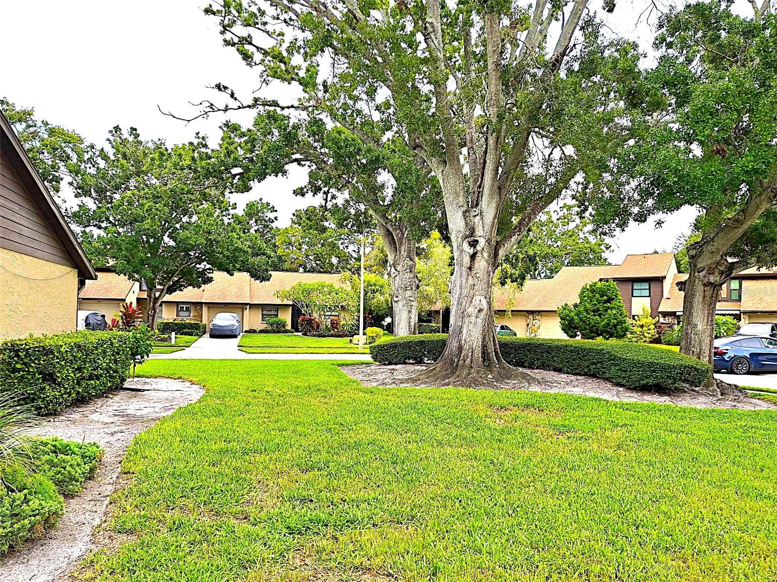 Image 26 of 27 For 9684 Lake Seminole Drive E