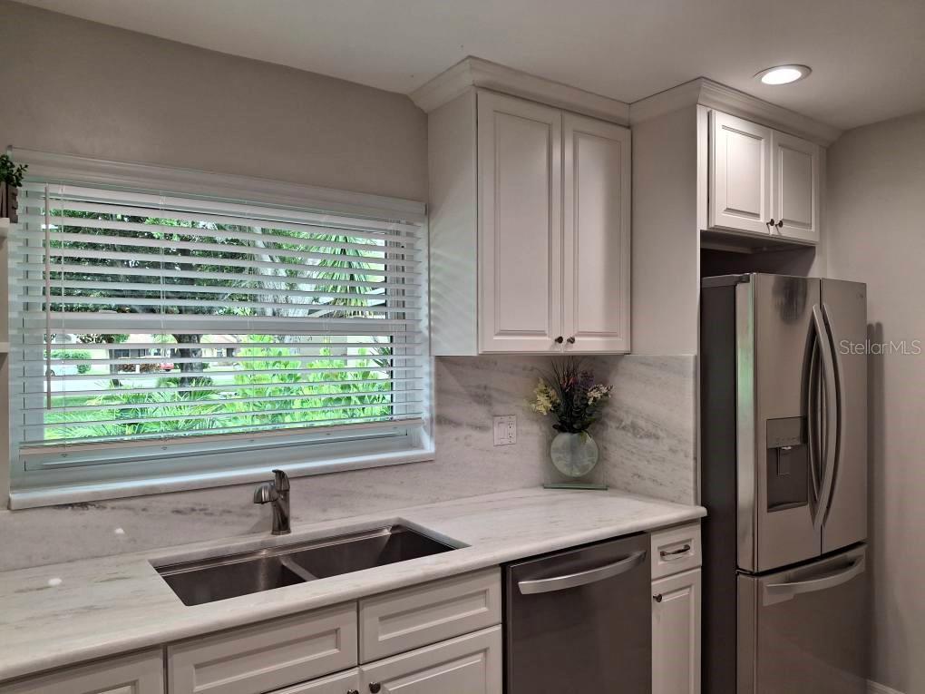 Image 3 of 27 For 9684 Lake Seminole Drive E
