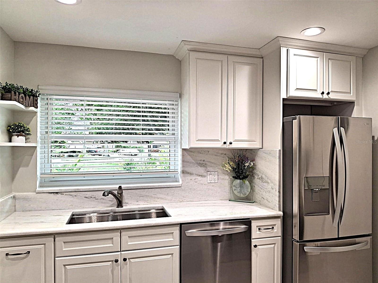 Image 4 of 27 For 9684 Lake Seminole Drive E