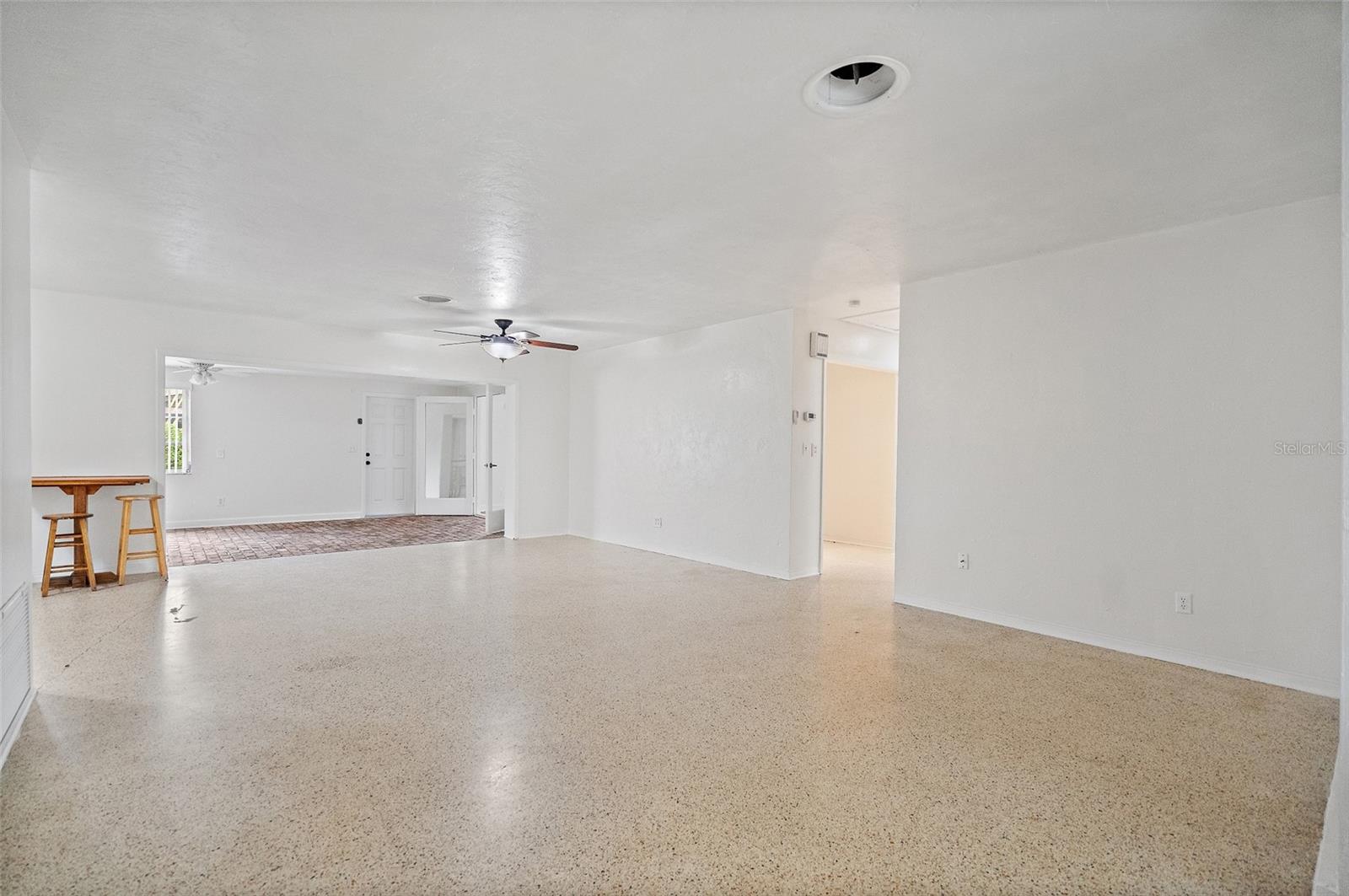 Image 14 of 40 For 3391 Walnut Street Ne