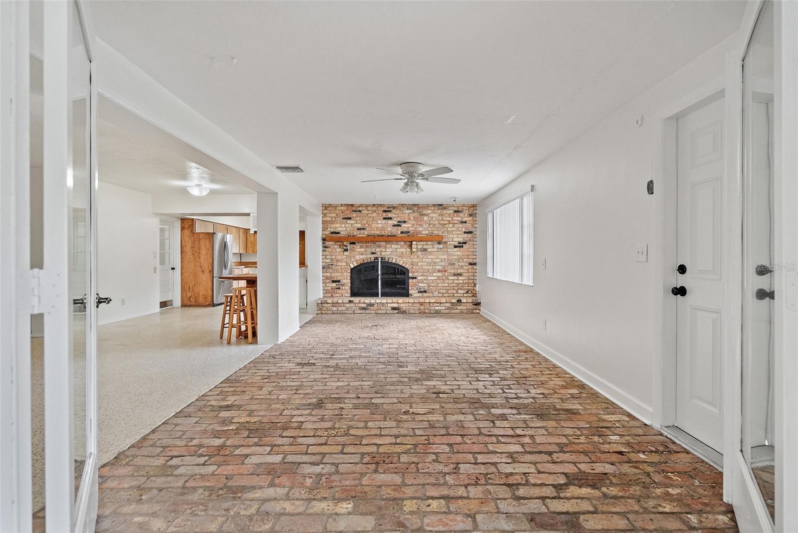 Image 19 of 40 For 3391 Walnut Street Ne