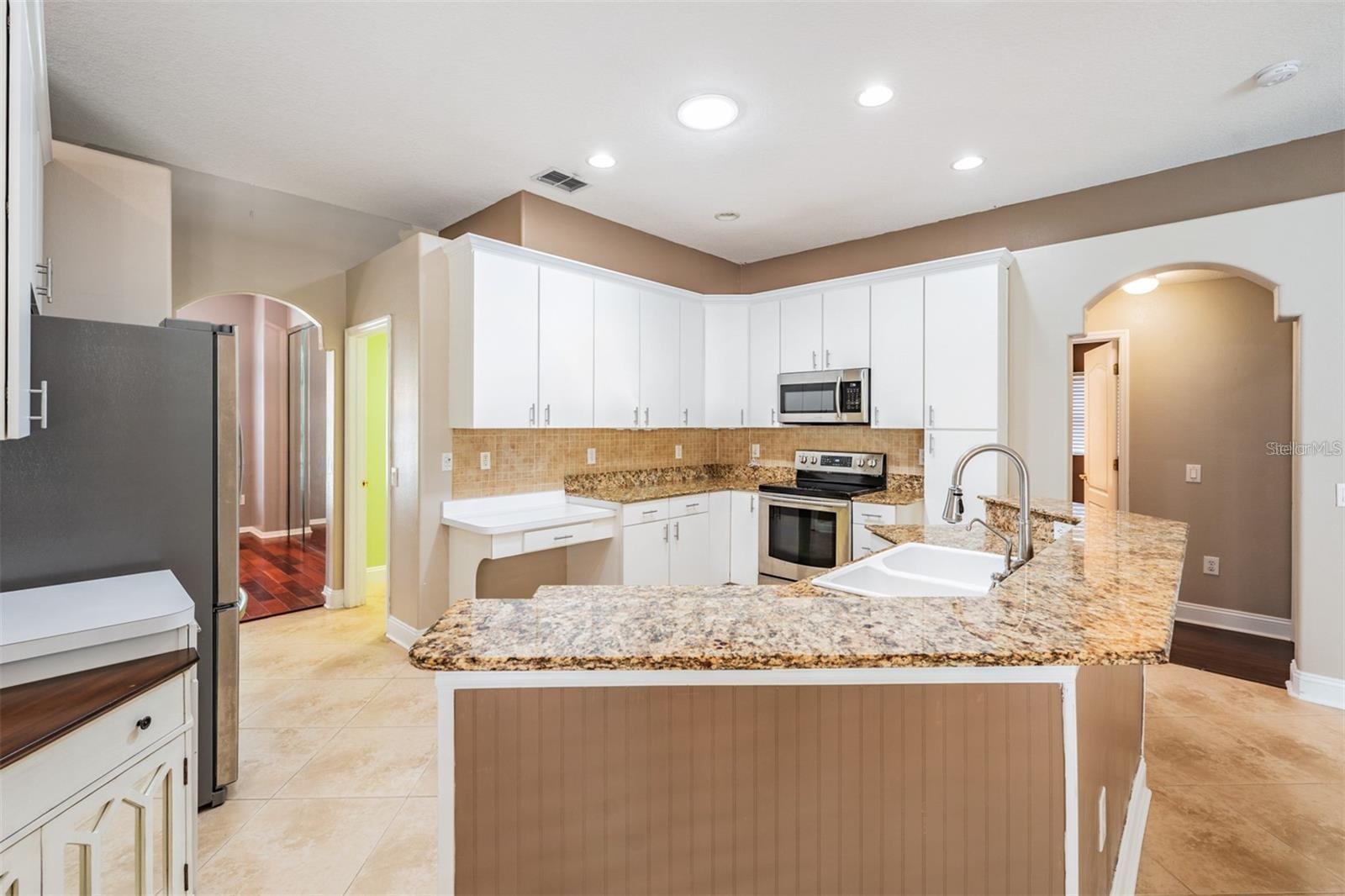 Image 24 of 68 For 25001 Bandana Court