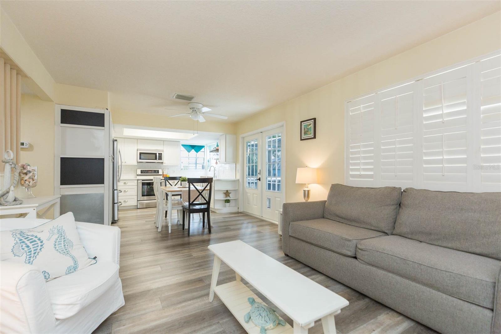 Image 10 of 50 For 4210 Roland Street
