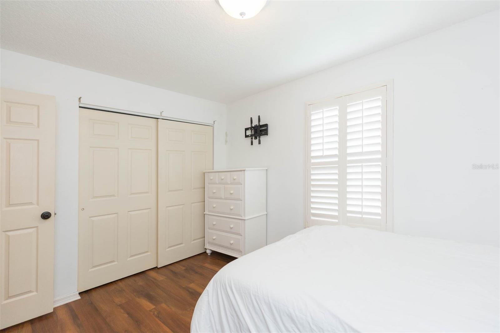 Image 35 of 50 For 4210 Roland Street