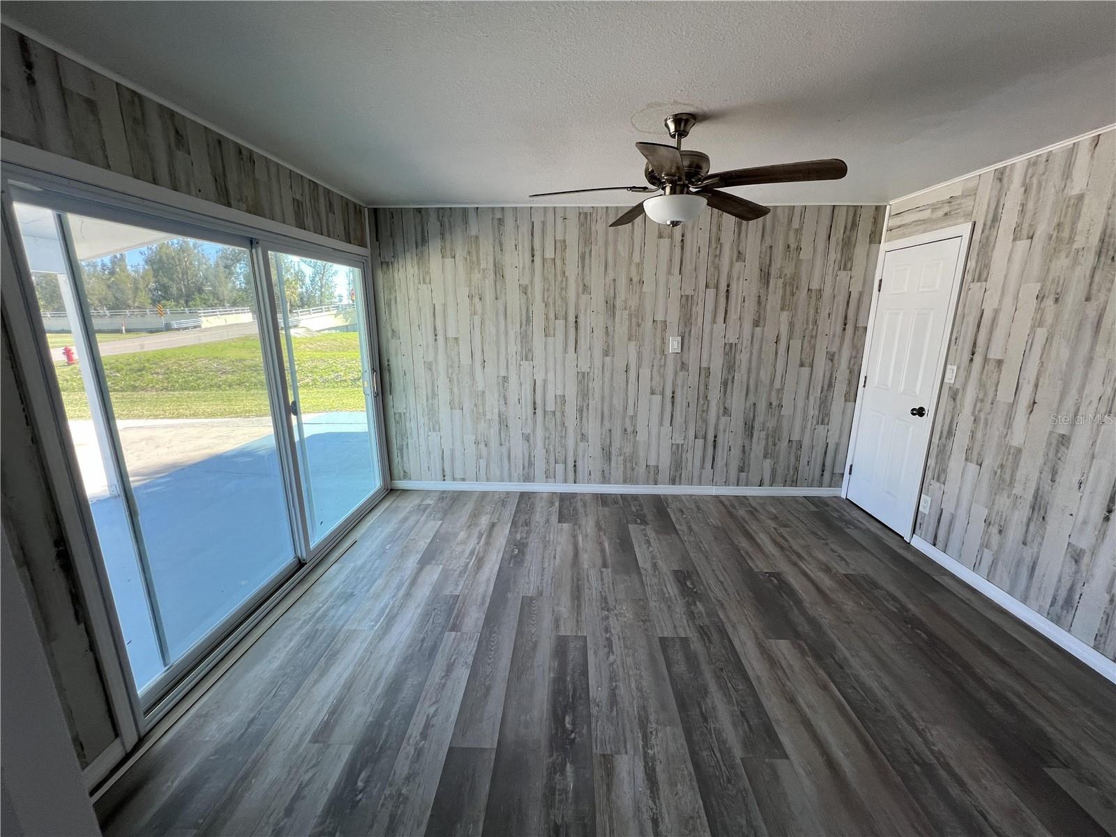 Image 6 of 15 For 3121 Wisteria Place