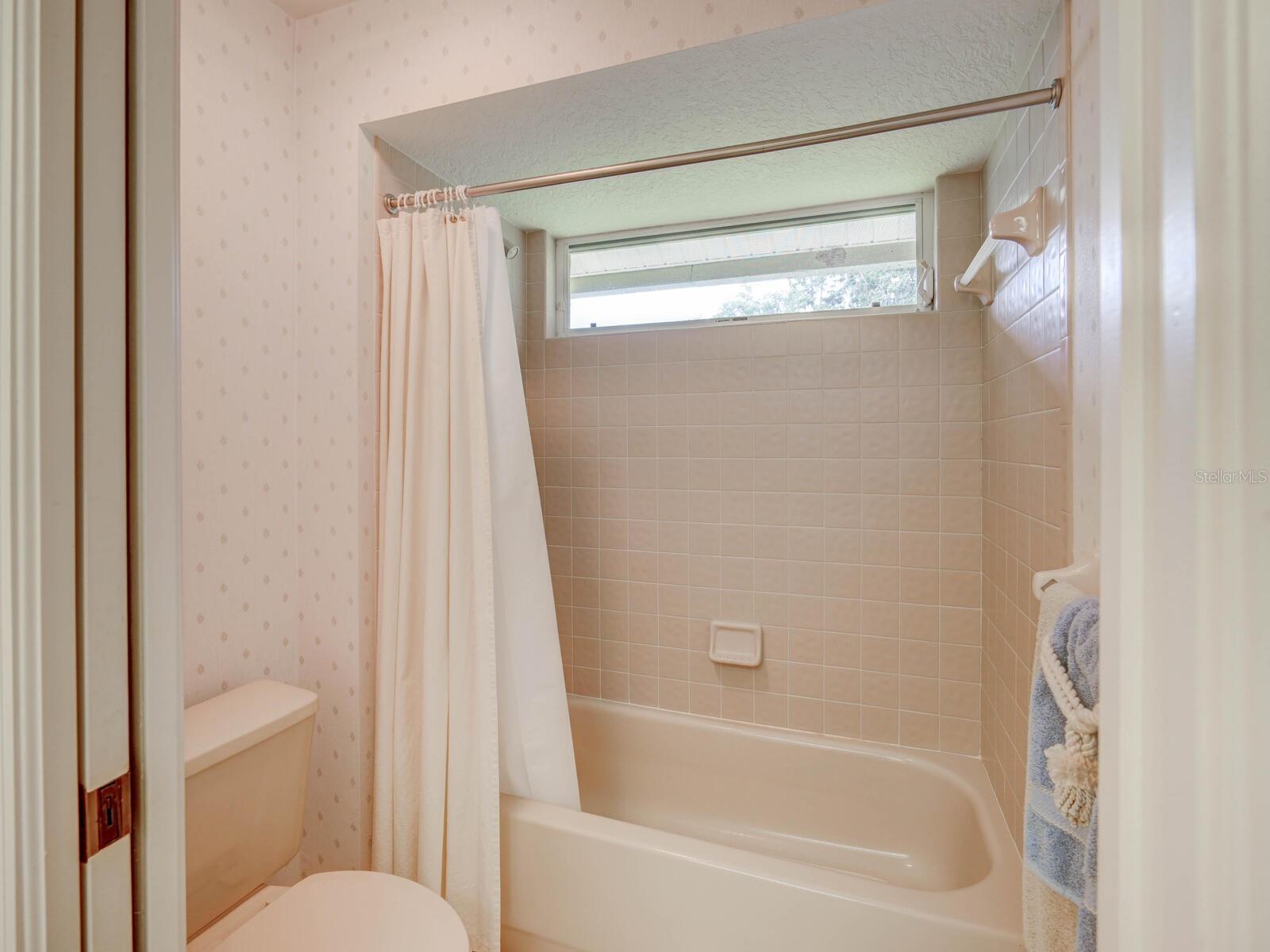 Image 32 of 58 For 4125 Kirkaldy Drive