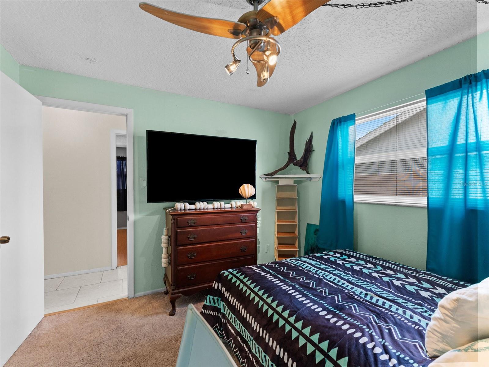 Image 20 of 33 For 1436 Wexford Drive N