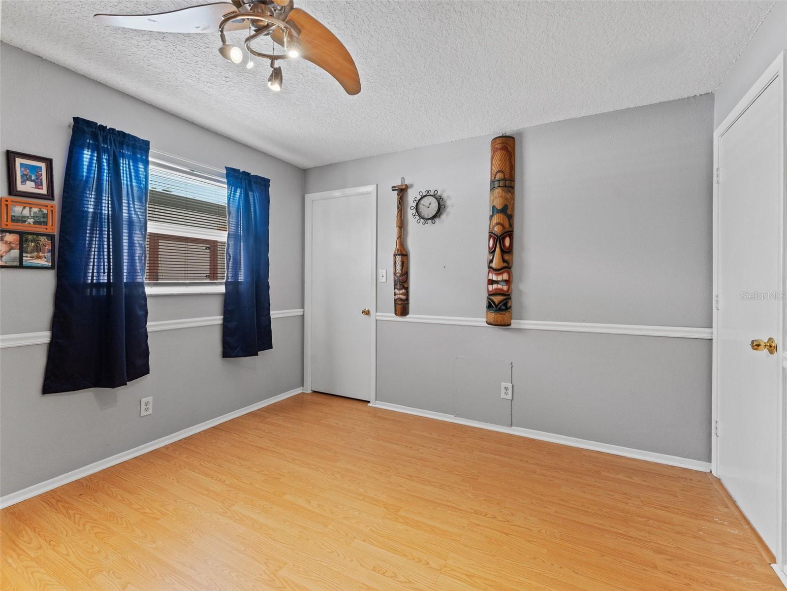 Image 21 of 33 For 1436 Wexford Drive N