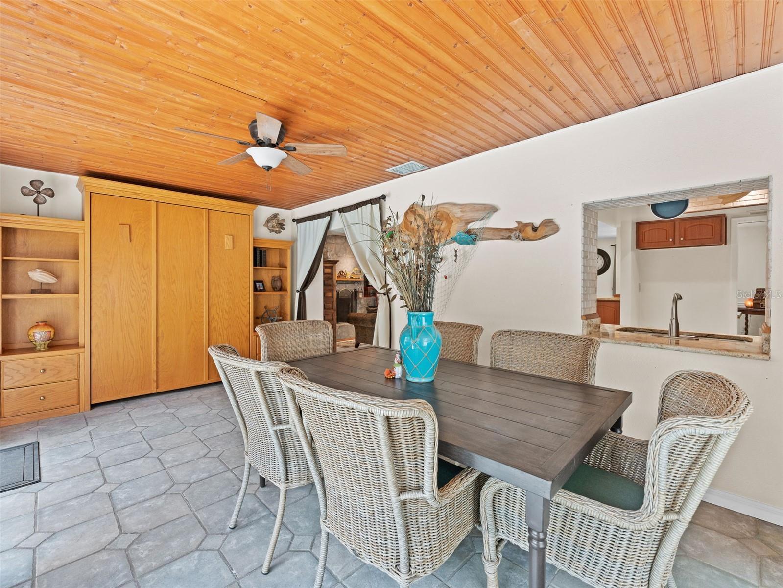 Image 26 of 33 For 1436 Wexford Drive N