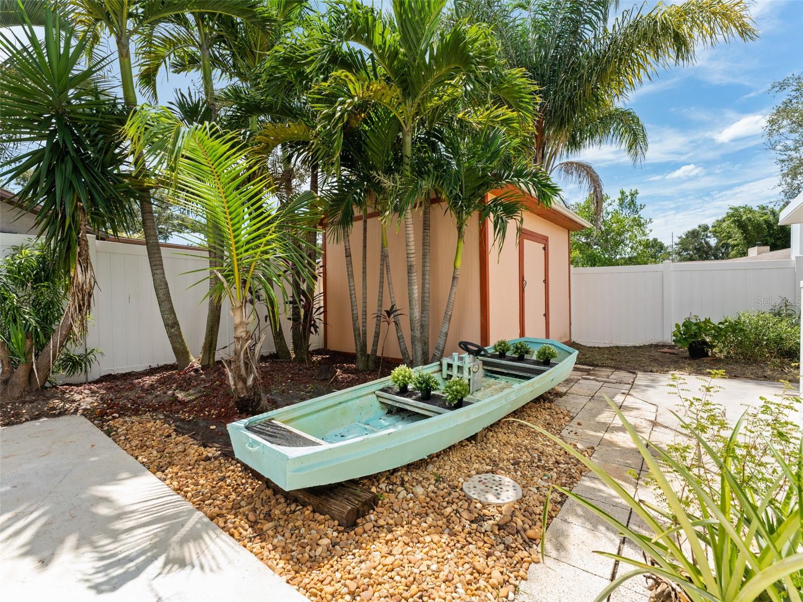 Image 31 of 33 For 1436 Wexford Drive N