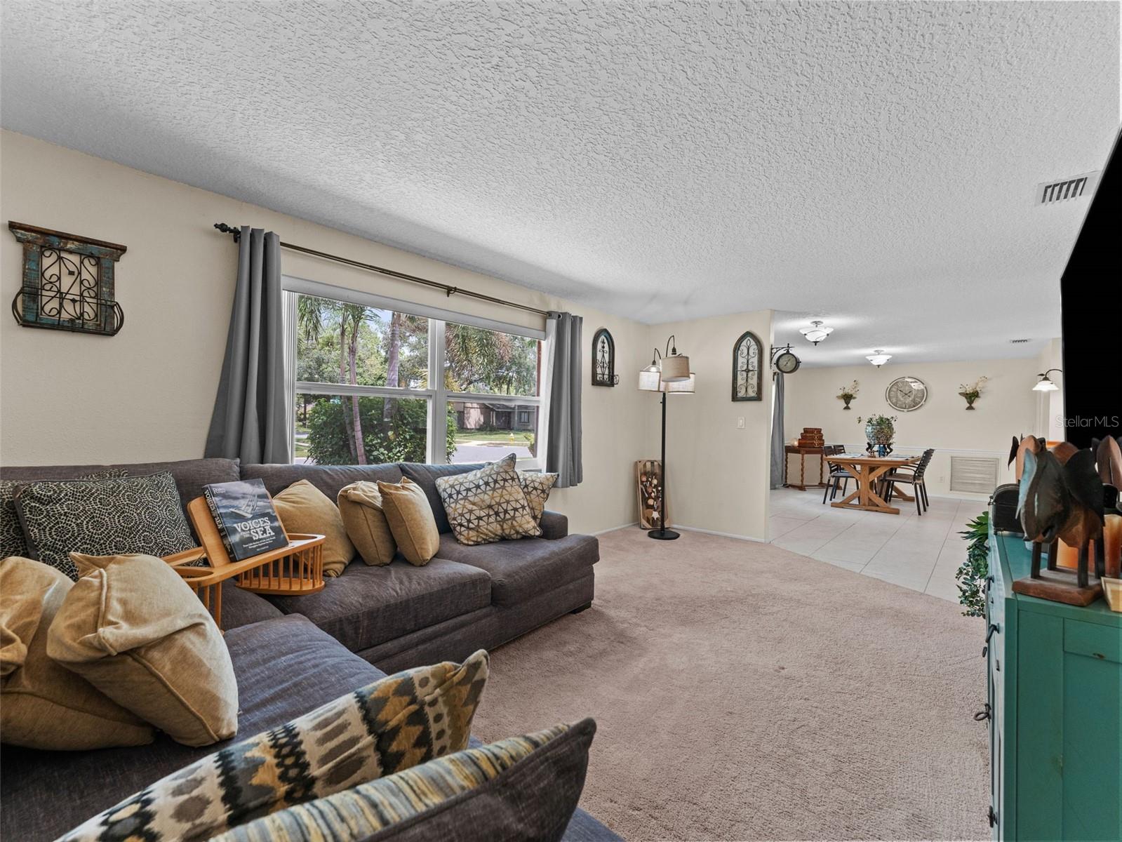 Image 7 of 33 For 1436 Wexford Drive N