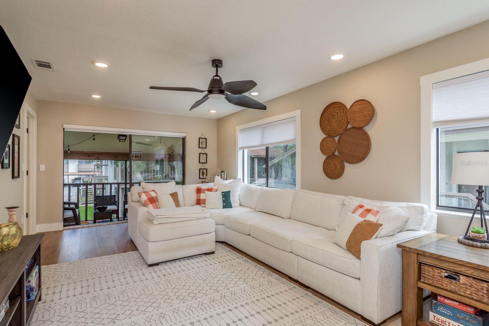 Image 7 of 35 For 511 Longfellow Court D