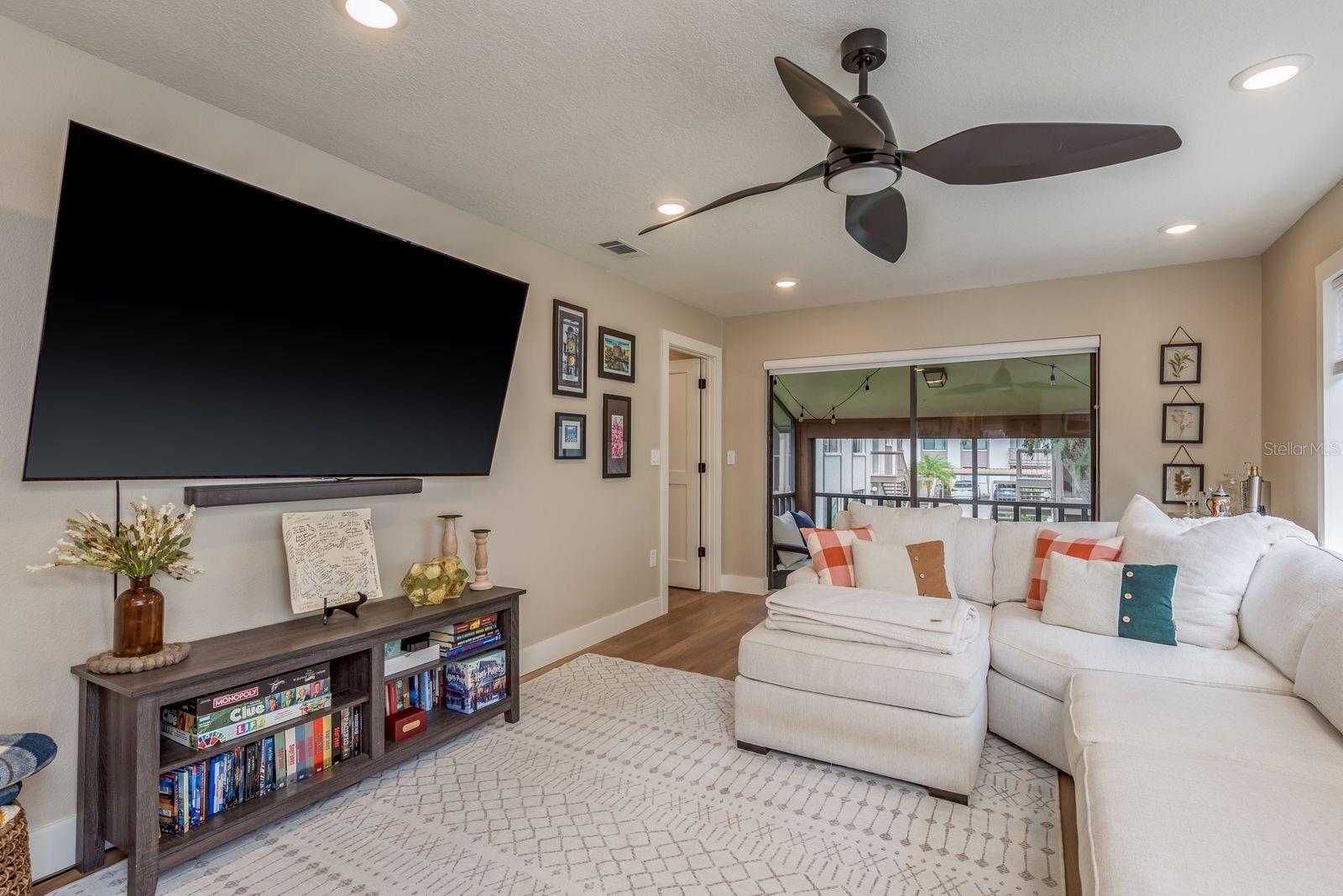 Image 8 of 35 For 511 Longfellow Court D