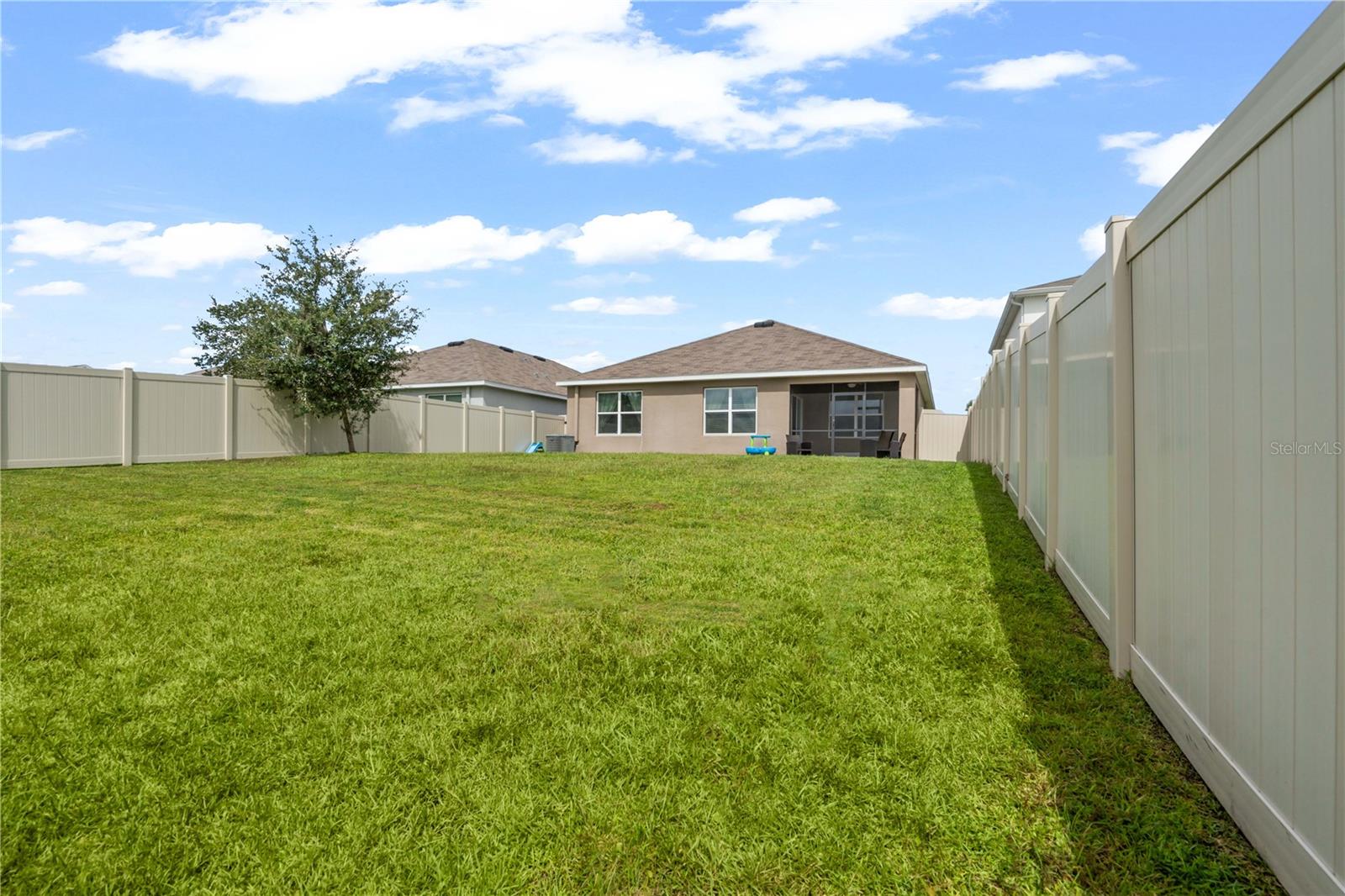 Image 30 of 58 For 15830 Sea Canary Place