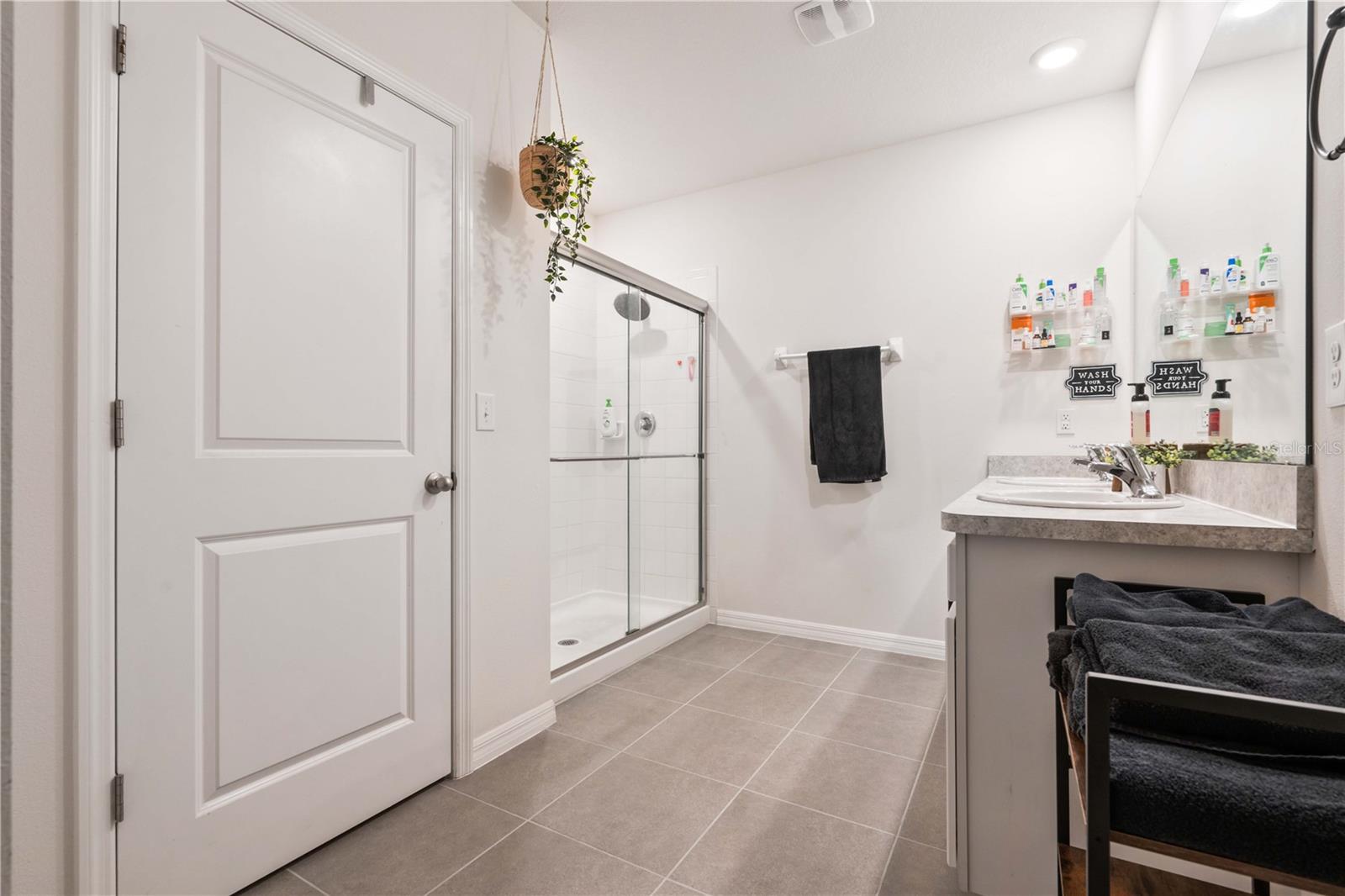 Image 8 of 58 For 15830 Sea Canary Place