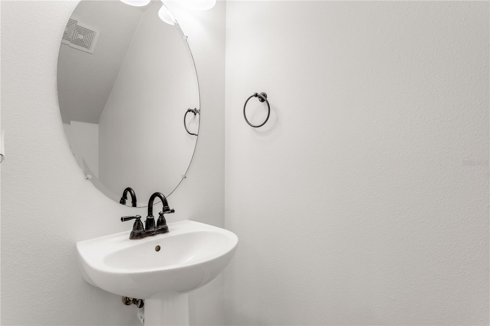 Image 12 of 26 For 6920 Charlotte Harbor Way