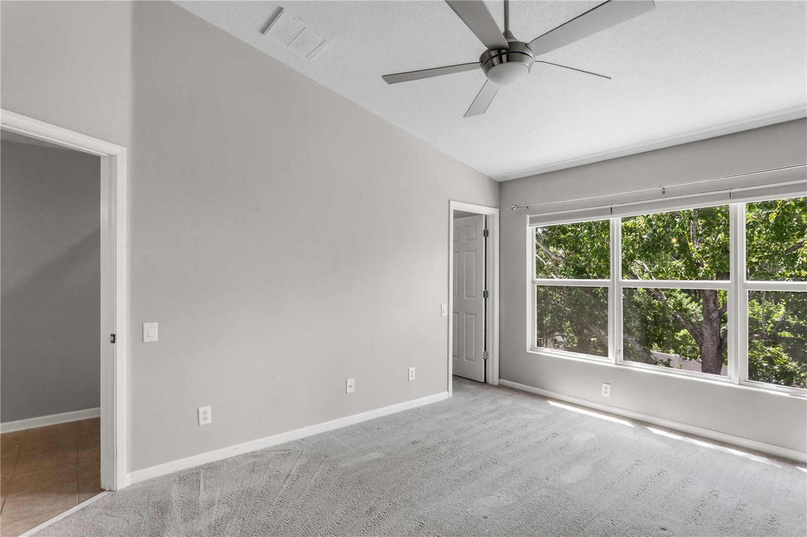 Image 15 of 26 For 6920 Charlotte Harbor Way