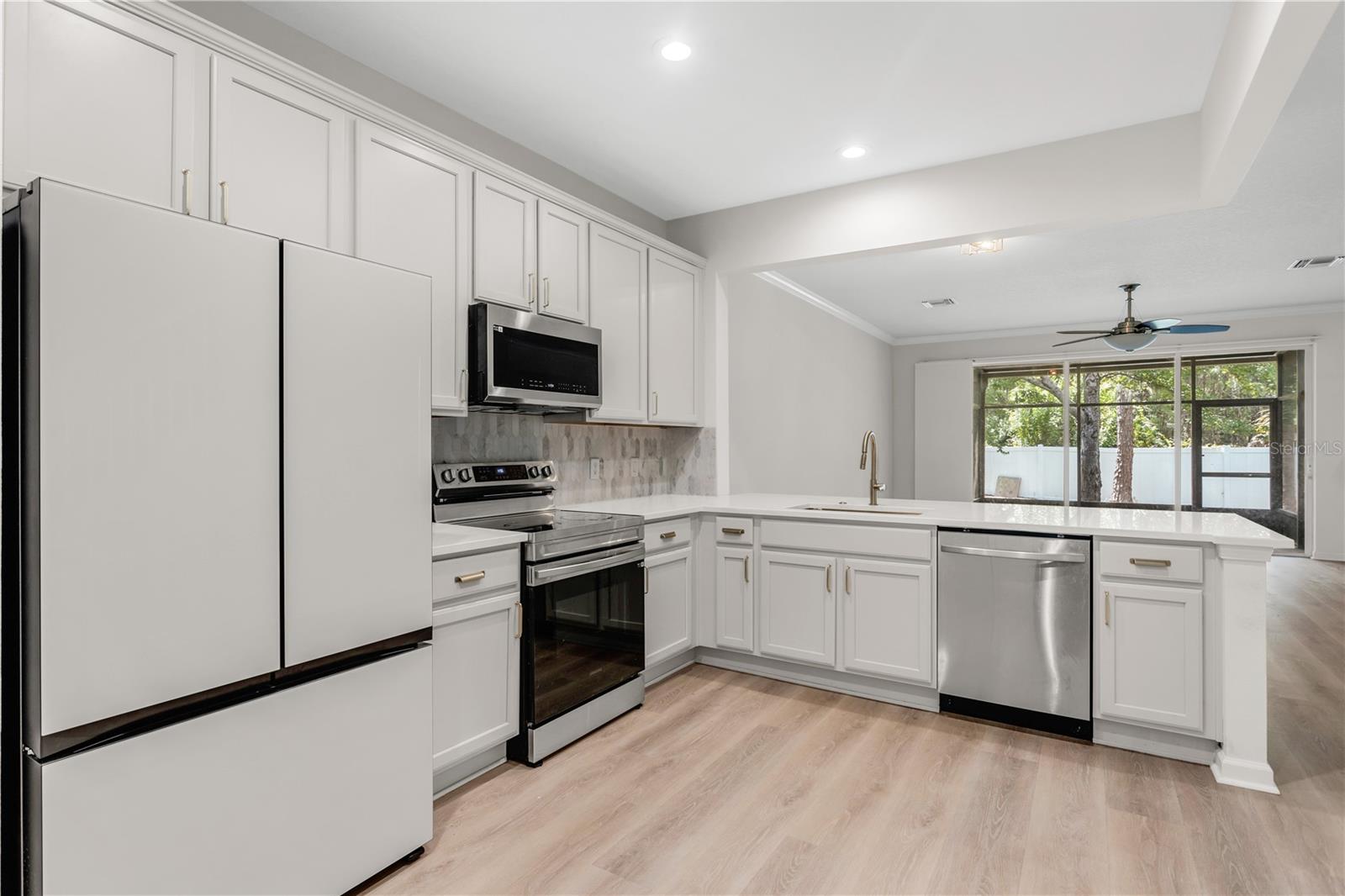 Image 9 of 26 For 6920 Charlotte Harbor Way