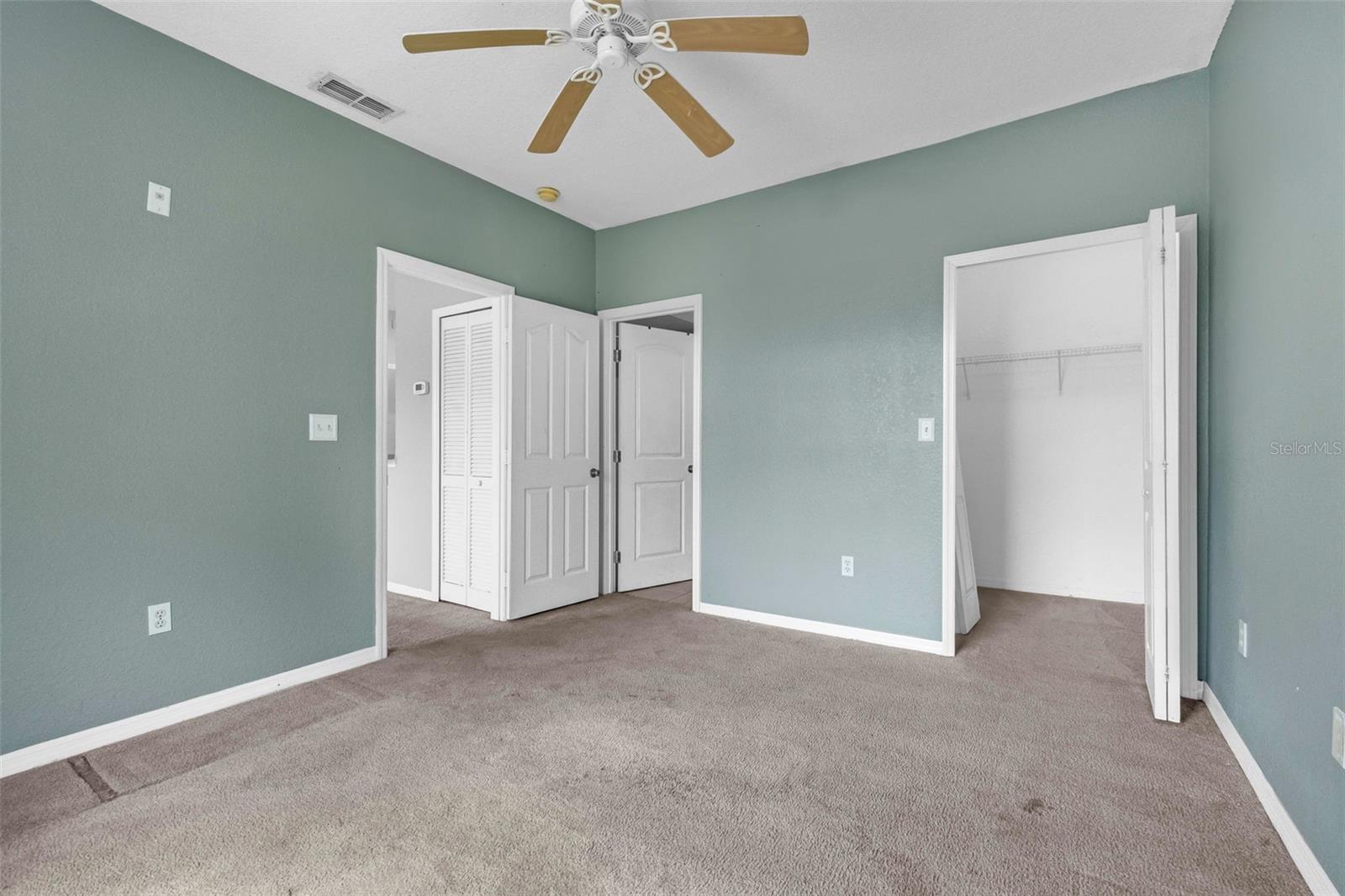 Image 14 of 37 For 8822 Dunes Court 307