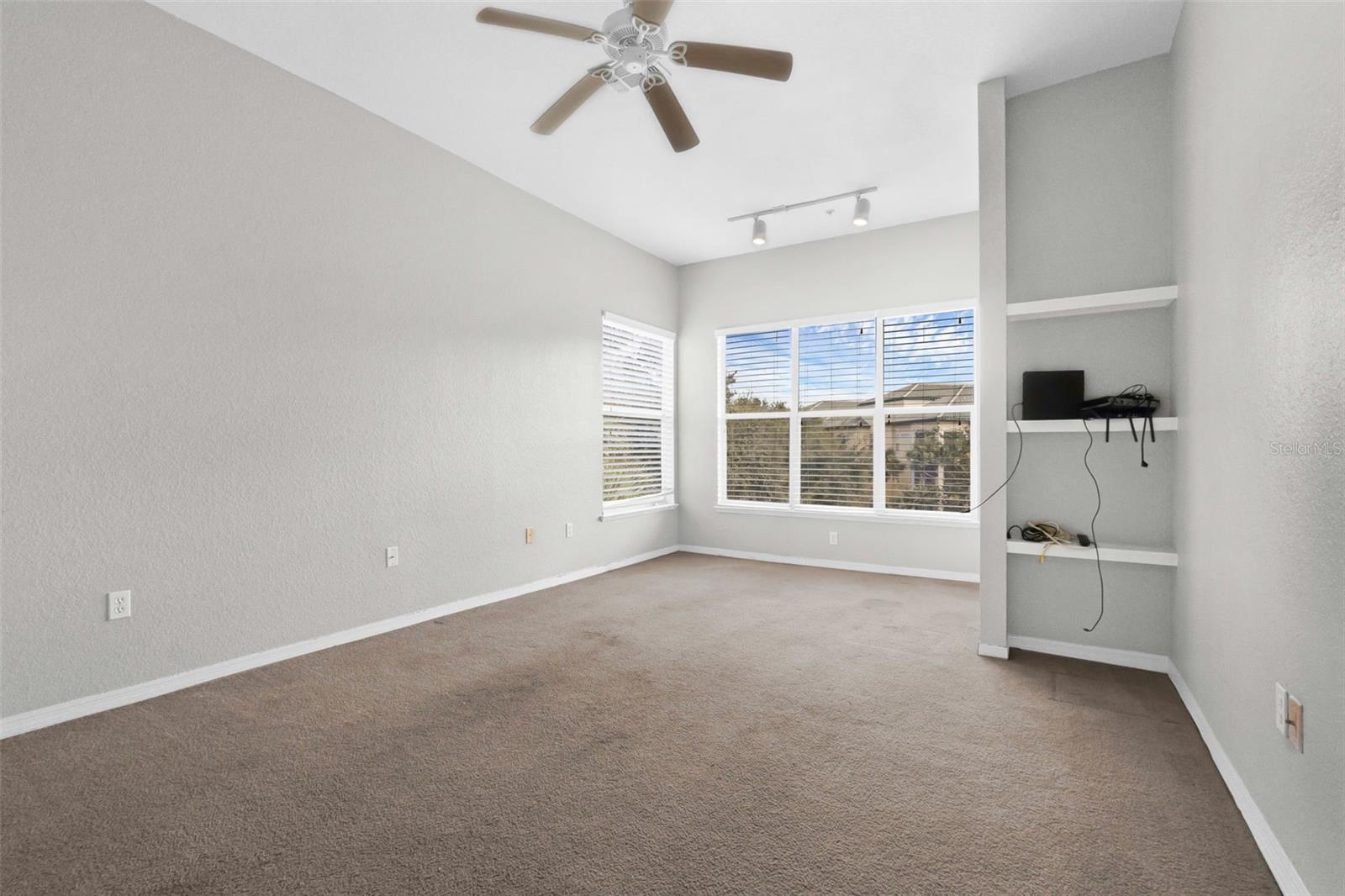 Image 4 of 37 For 8822 Dunes Court 307