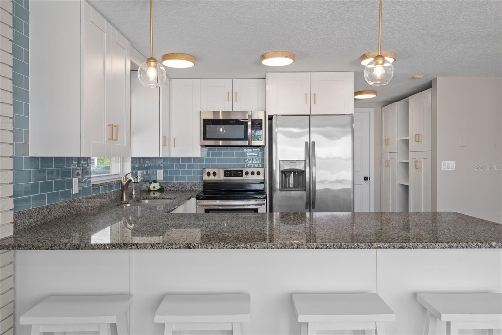 Image 22 of 65 For 13727 Gene Rossi Avenue