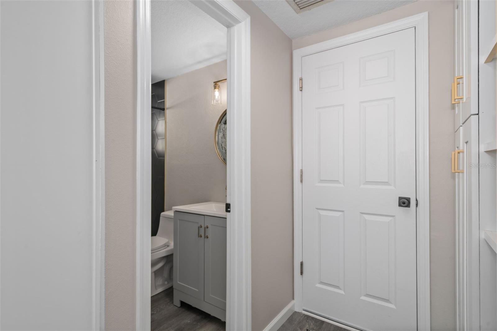 Image 28 of 65 For 13727 Gene Rossi Avenue