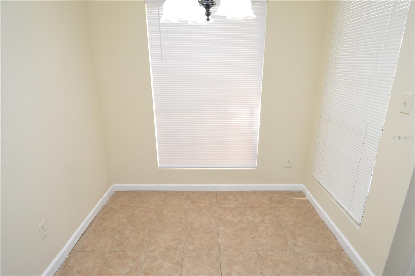 Image 11 of 95 For 8647 Mallard Reserve Drive 103