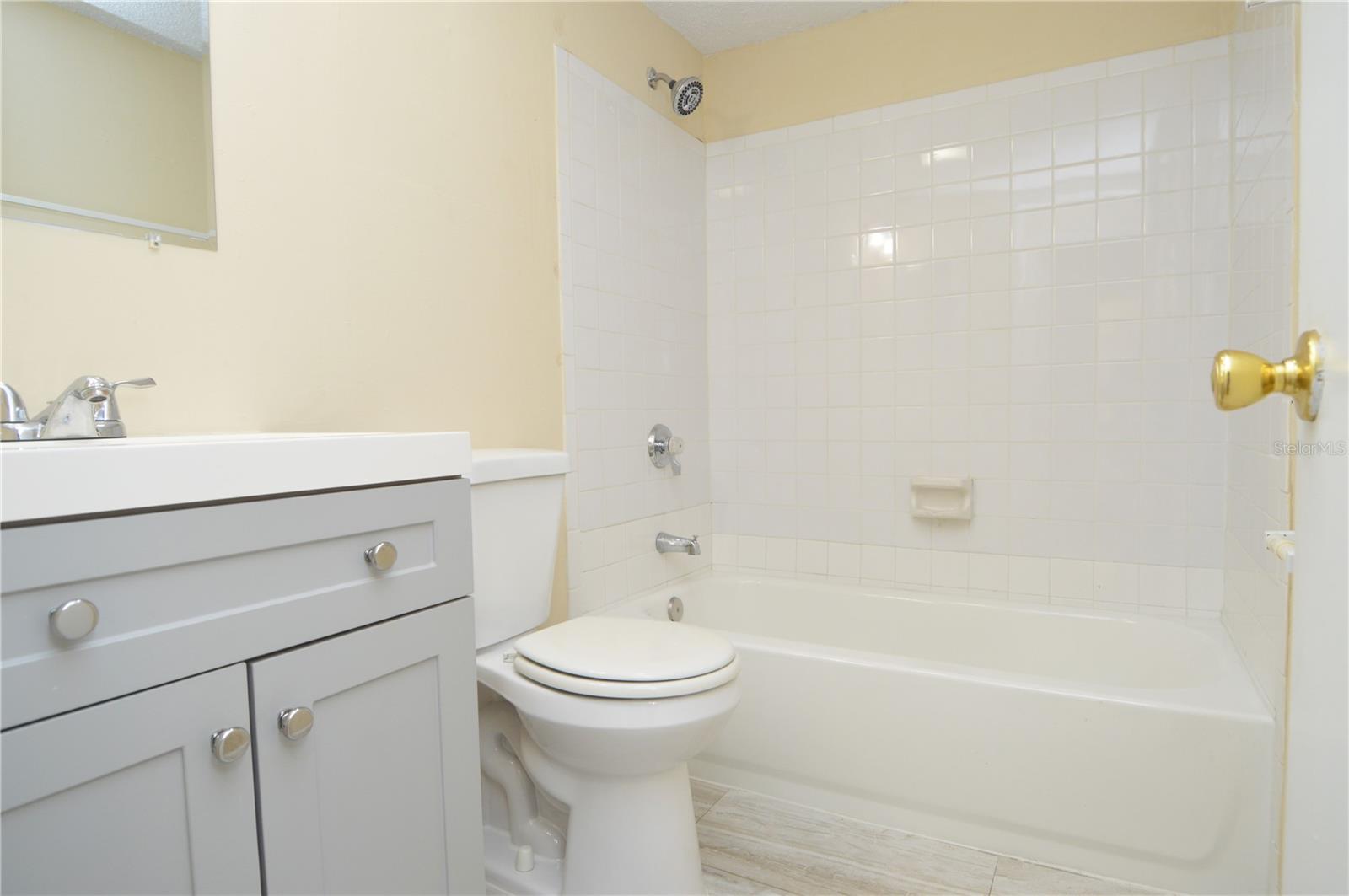 Image 22 of 95 For 8647 Mallard Reserve Drive 103