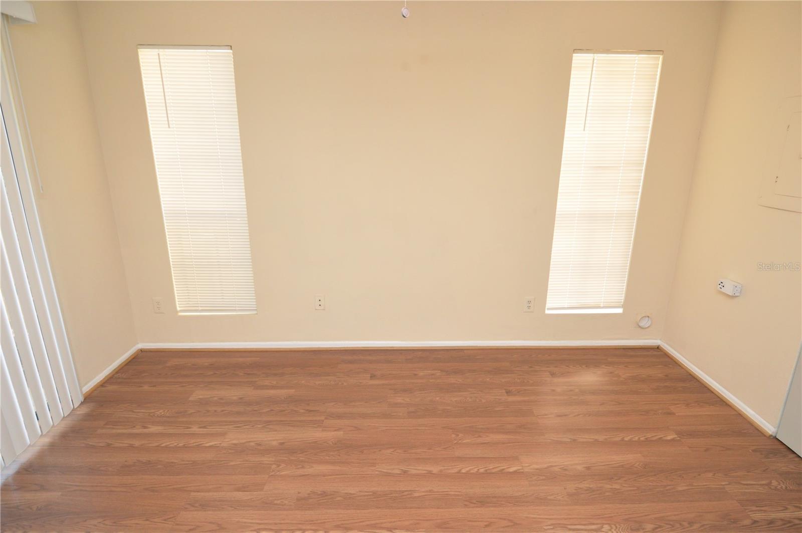 Image 31 of 95 For 8647 Mallard Reserve Drive 103