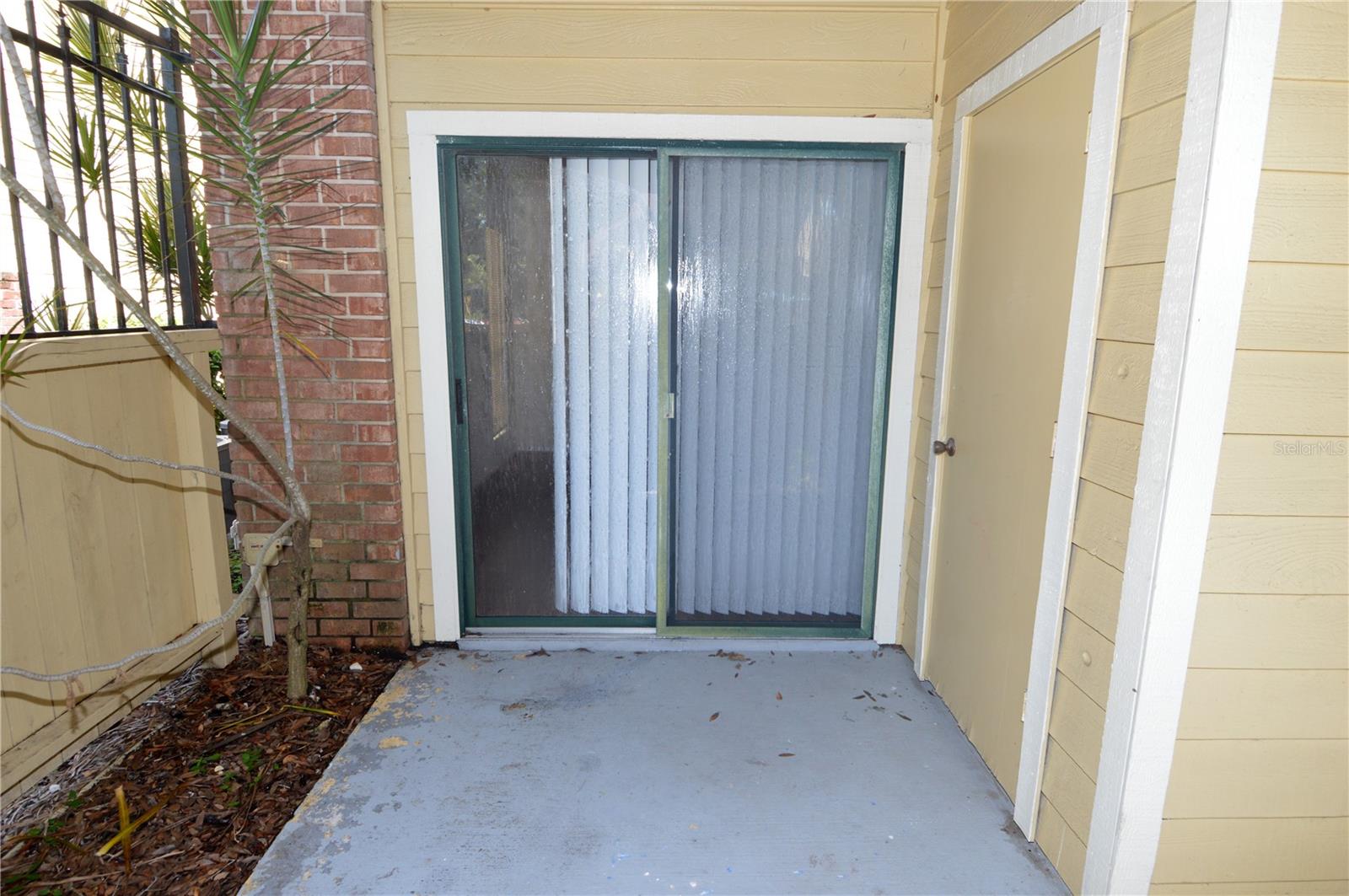 Image 40 of 95 For 8647 Mallard Reserve Drive 103