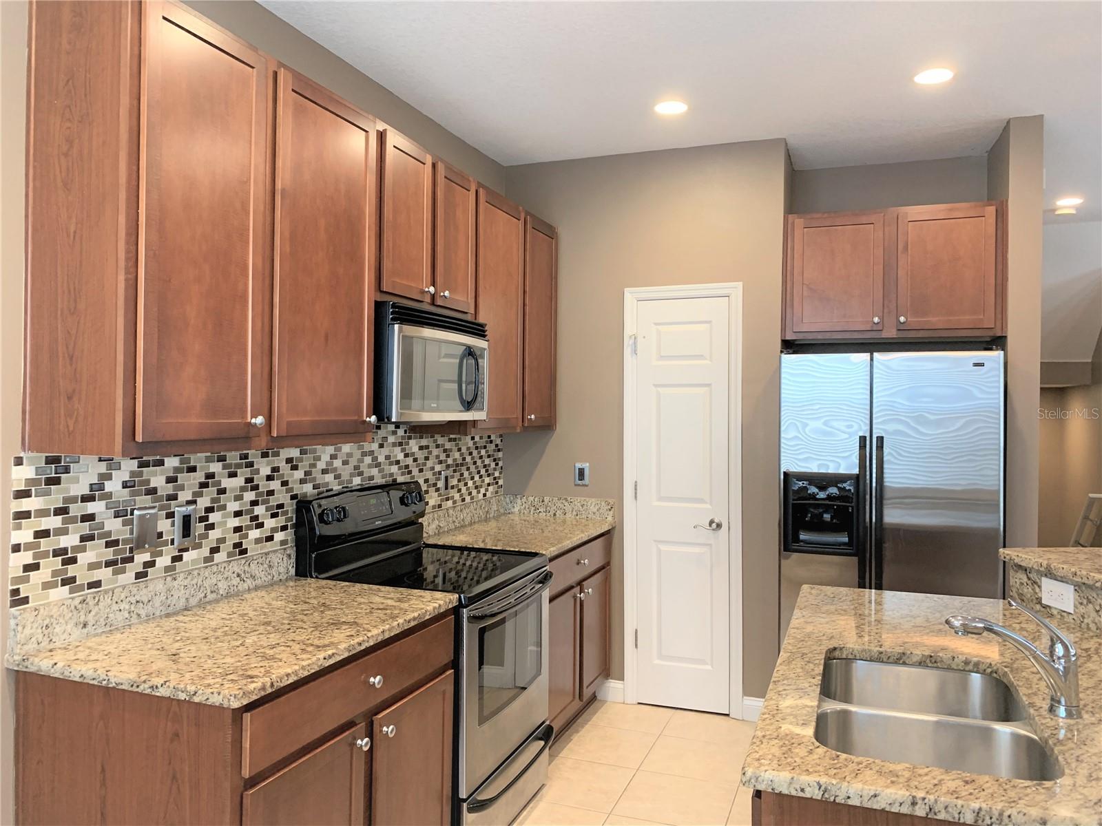 Image 11 of 26 For 4511 Legacy Park Drive