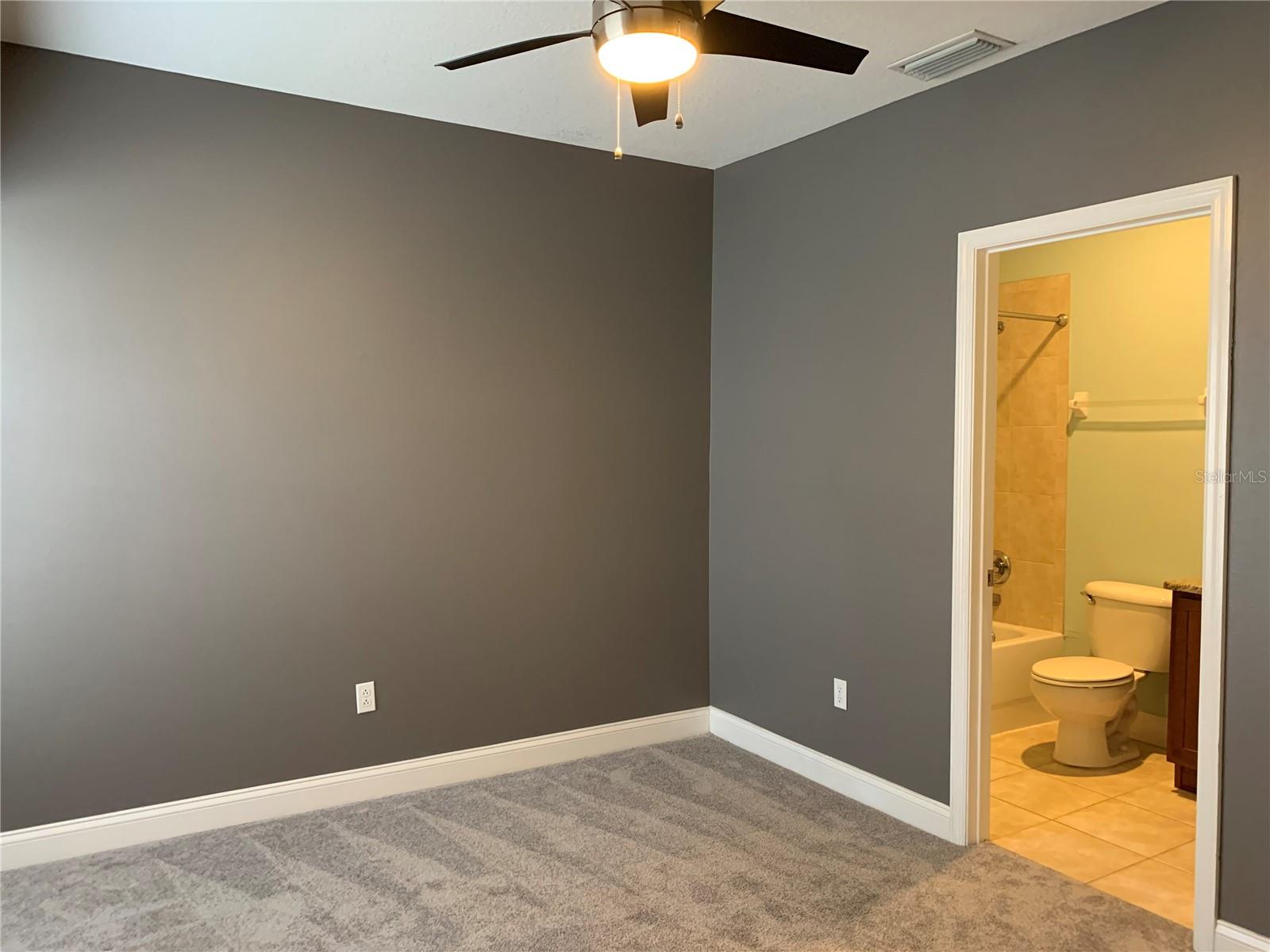 Image 22 of 26 For 4511 Legacy Park Drive