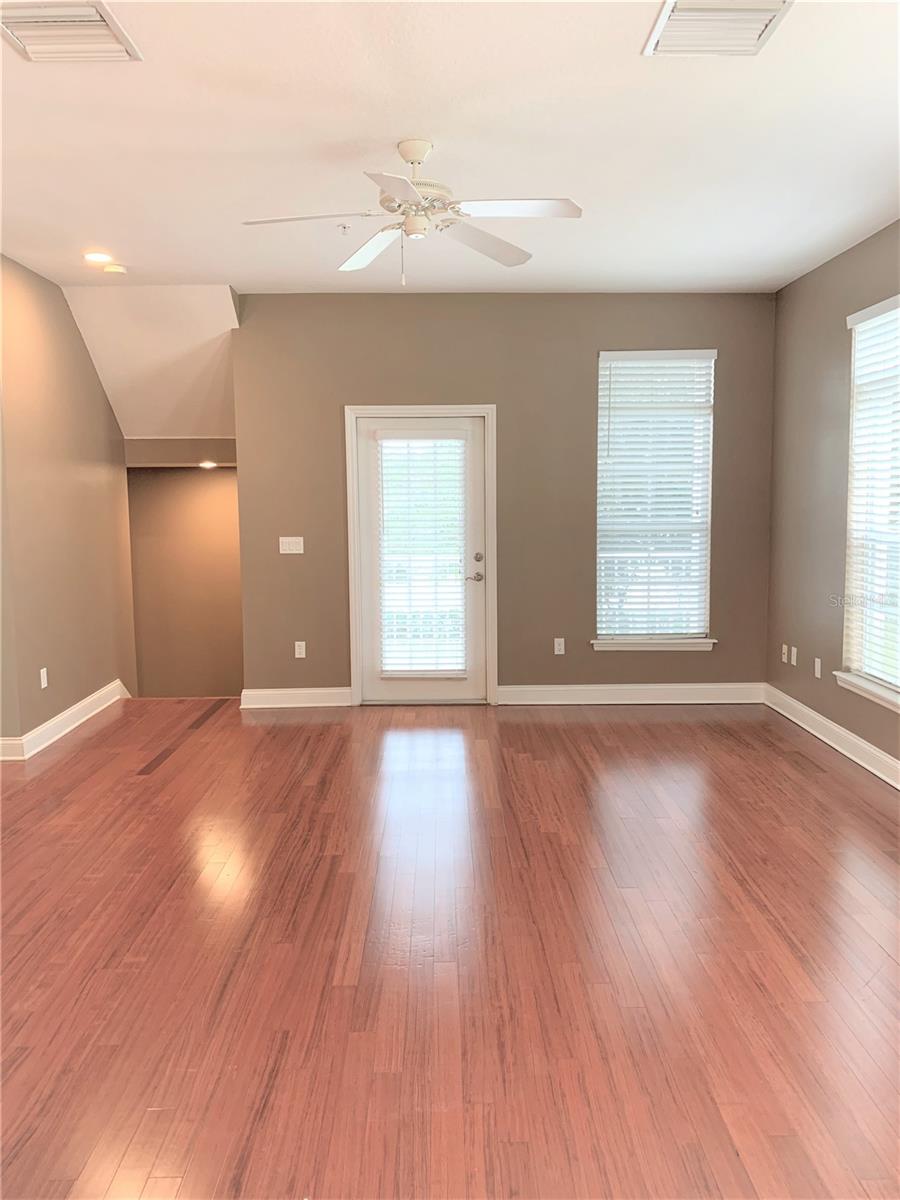 Image 7 of 26 For 4511 Legacy Park Drive