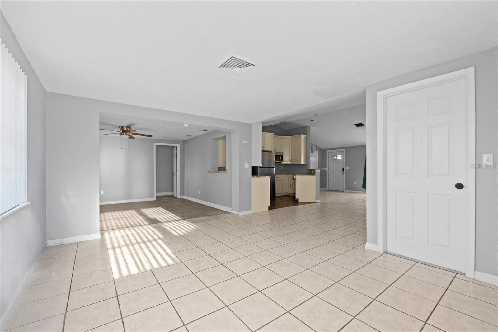 Image 18 of 74 For 7135 Flaggler Drive