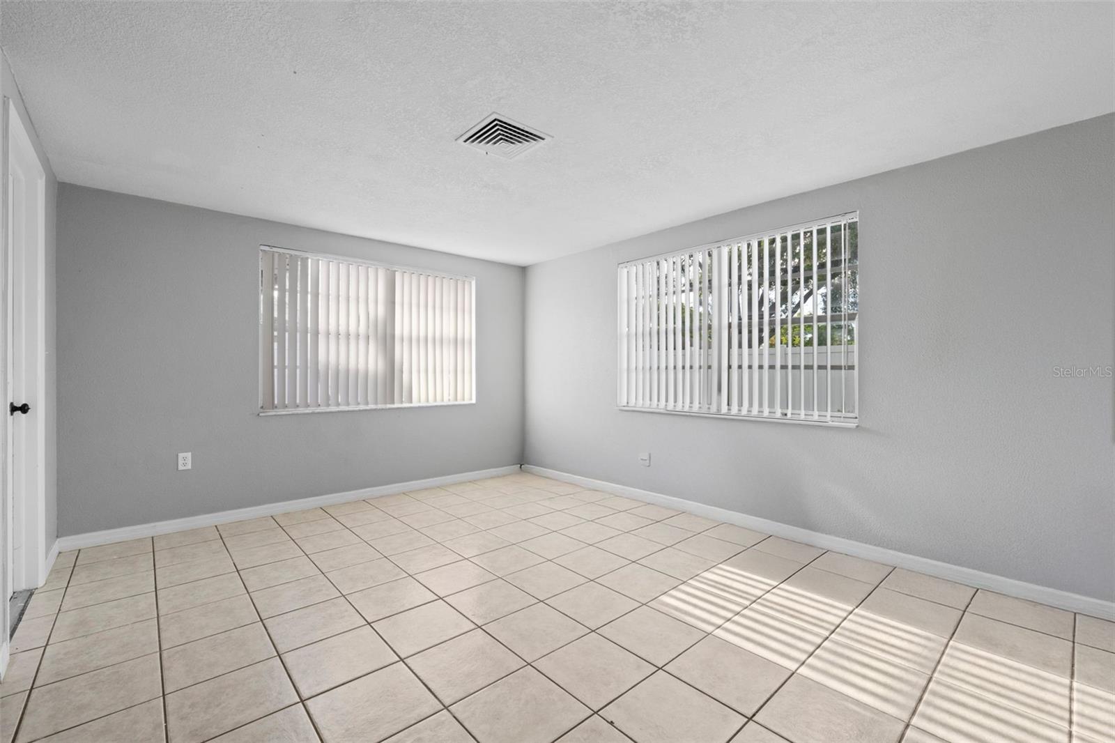 Image 21 of 74 For 7135 Flaggler Drive