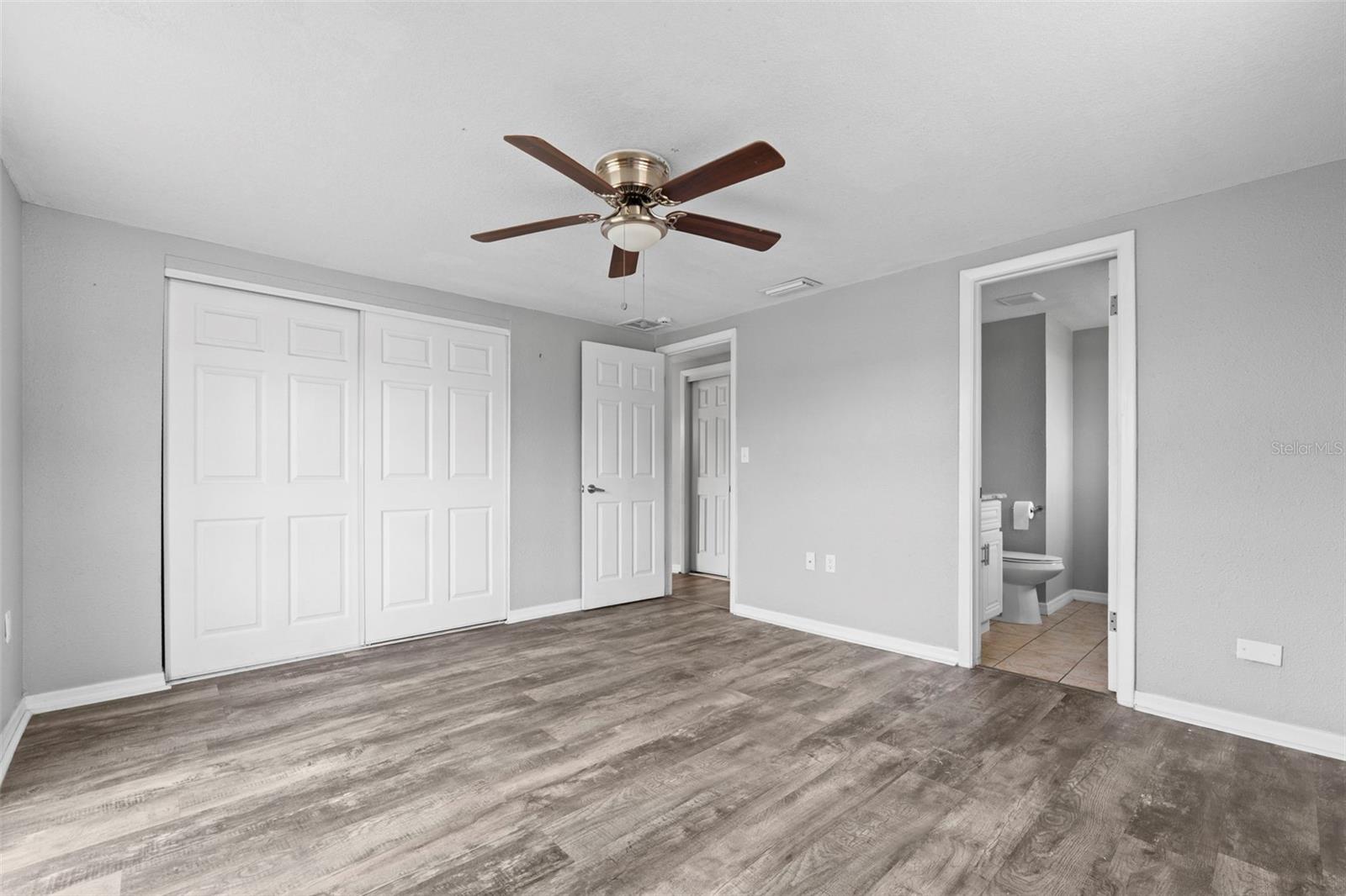 Image 32 of 74 For 7135 Flaggler Drive