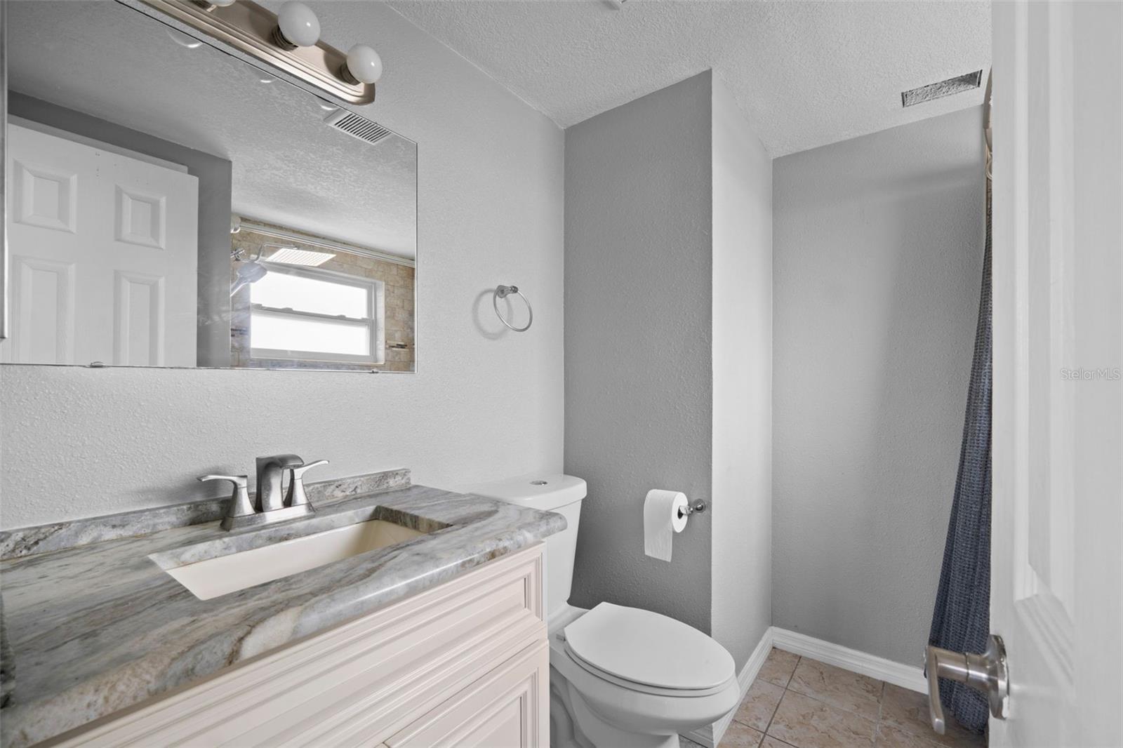Image 36 of 74 For 7135 Flaggler Drive