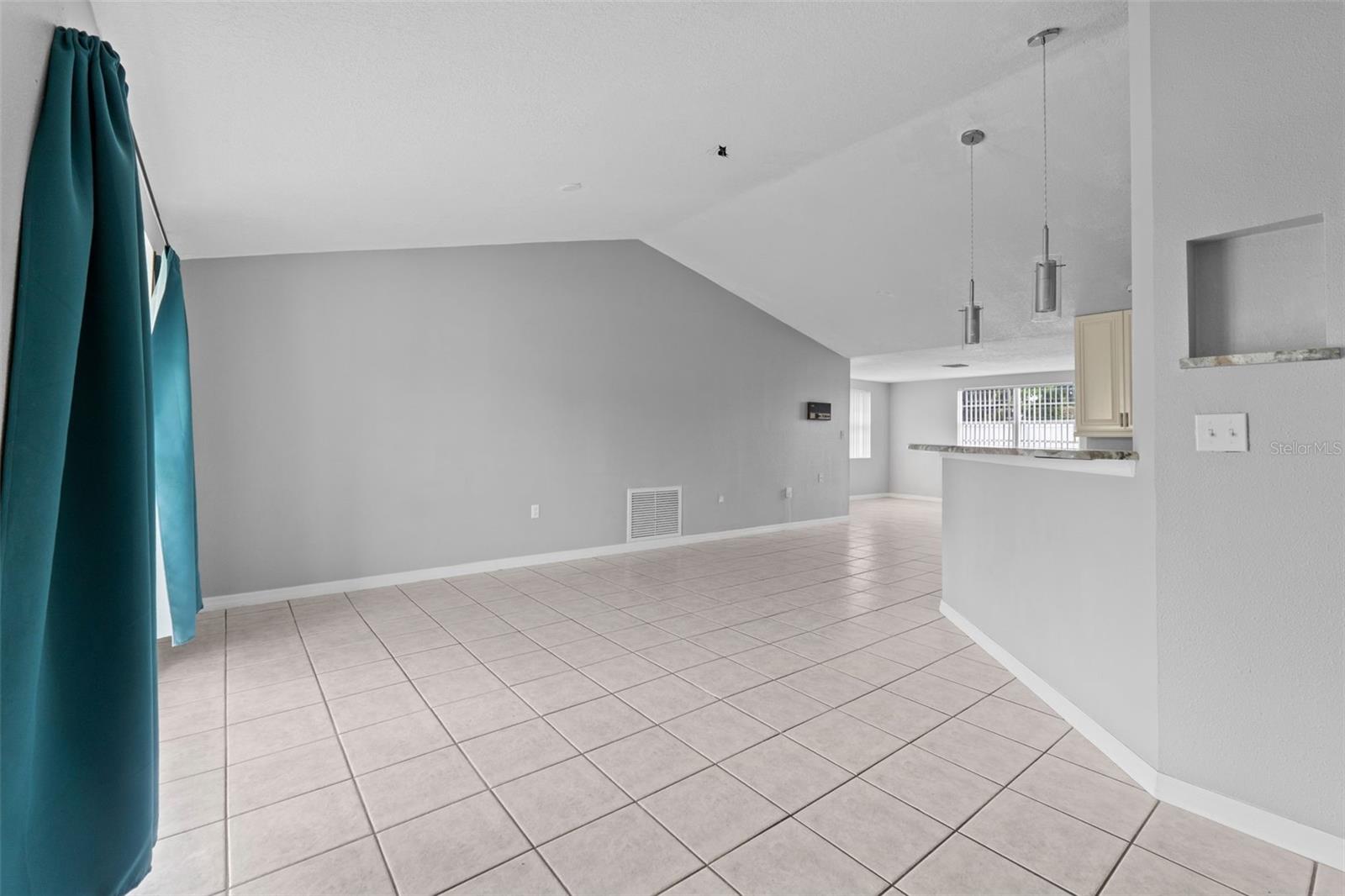 Image 6 of 74 For 7135 Flaggler Drive