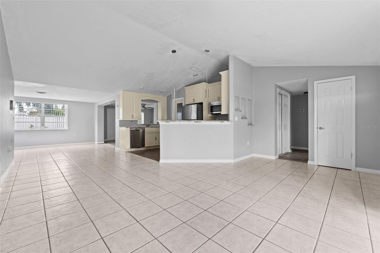 Image 8 of 74 For 7135 Flaggler Drive