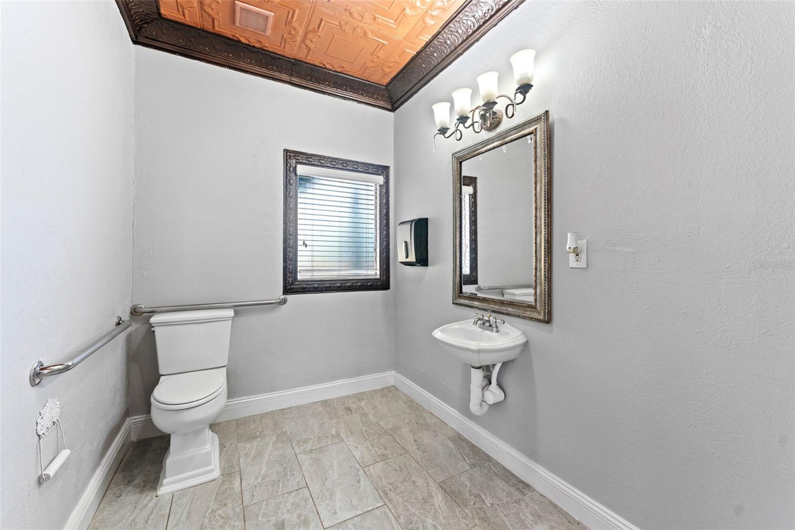 Image 13 of 33 For 4206 Nebraska Avenue N