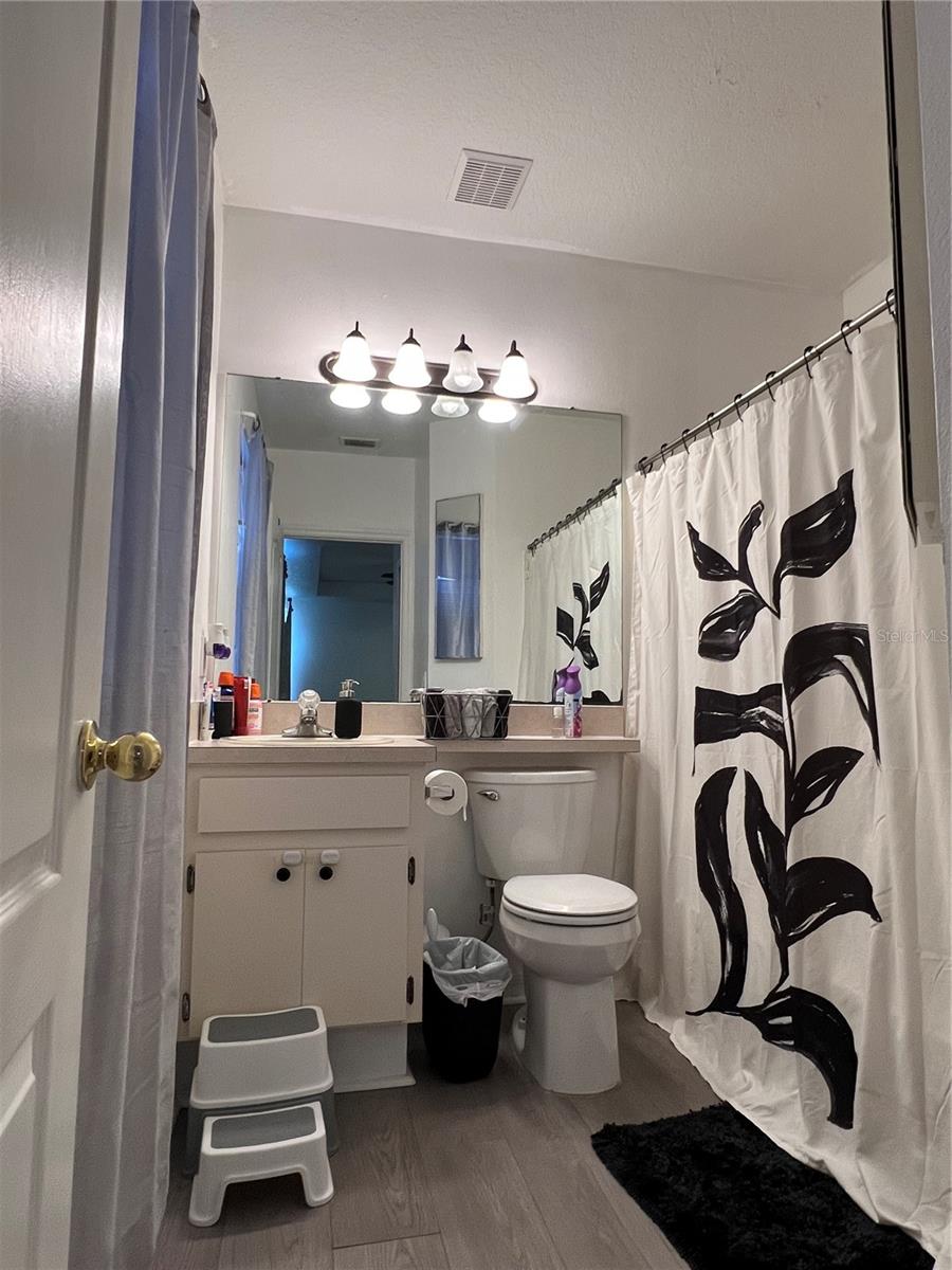 Image 16 of 51 For 8425 Quarter Horse Drive