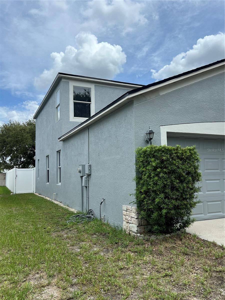 Image 2 of 51 For 8425 Quarter Horse Drive