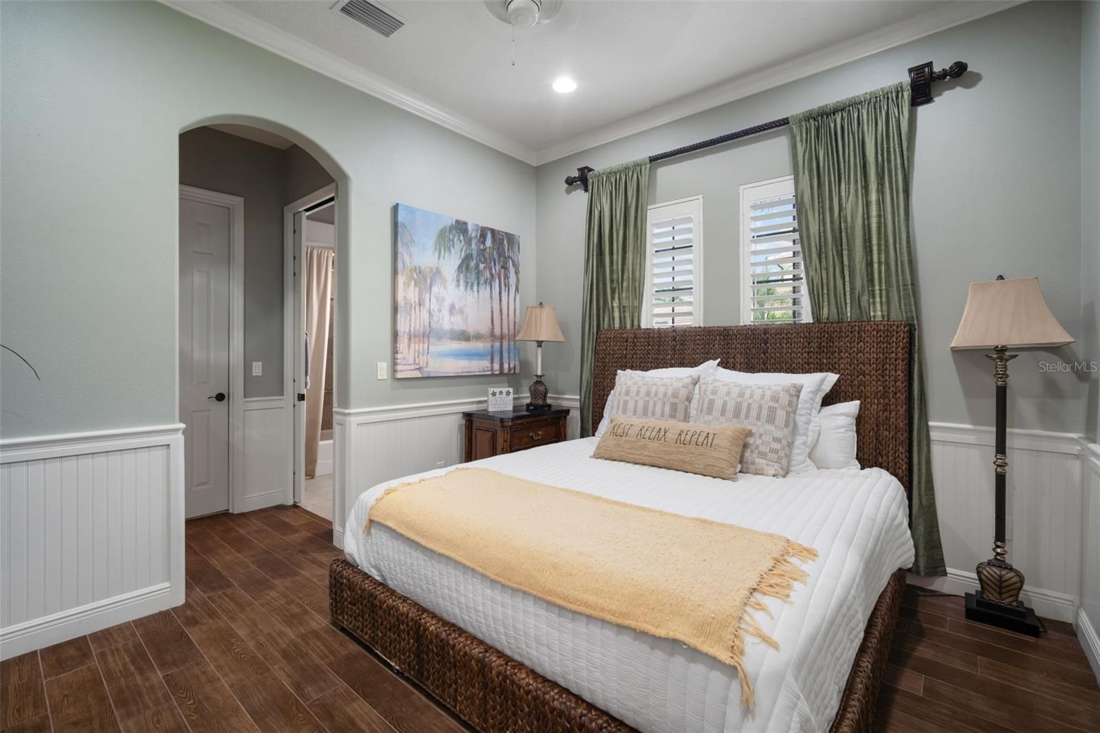 Listing photo id 33 for 5405 Tybee Island Drive