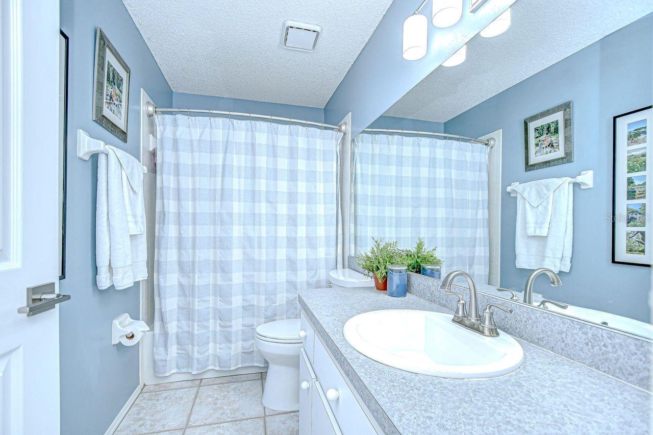 Image 36 of 40 For 11103 Indian Oaks Drive