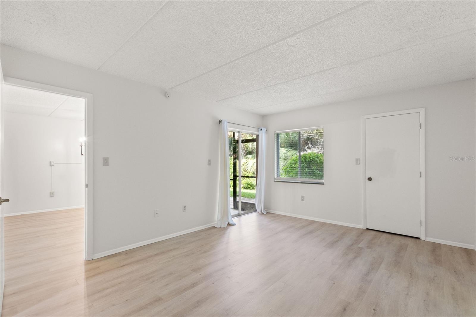 Image 13 of 52 For 121 Cypress Lane 121