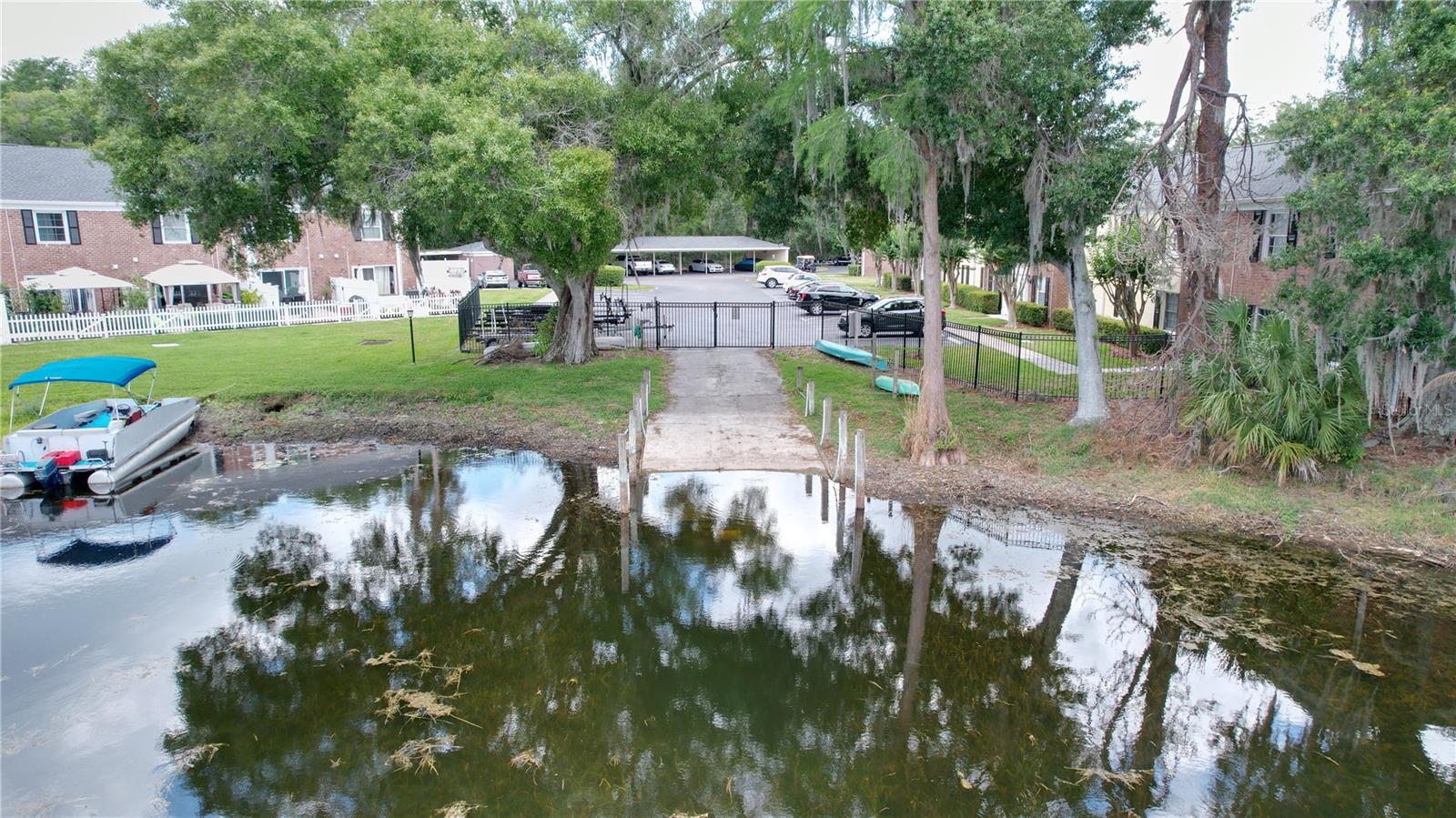 Image 21 of 28 For 2519 Cedar Cypress Court 102