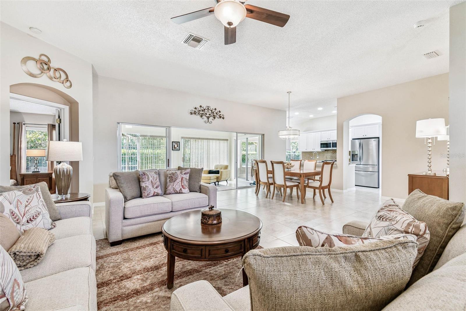 Image 11 of 41 For 12202 Arron Terrace