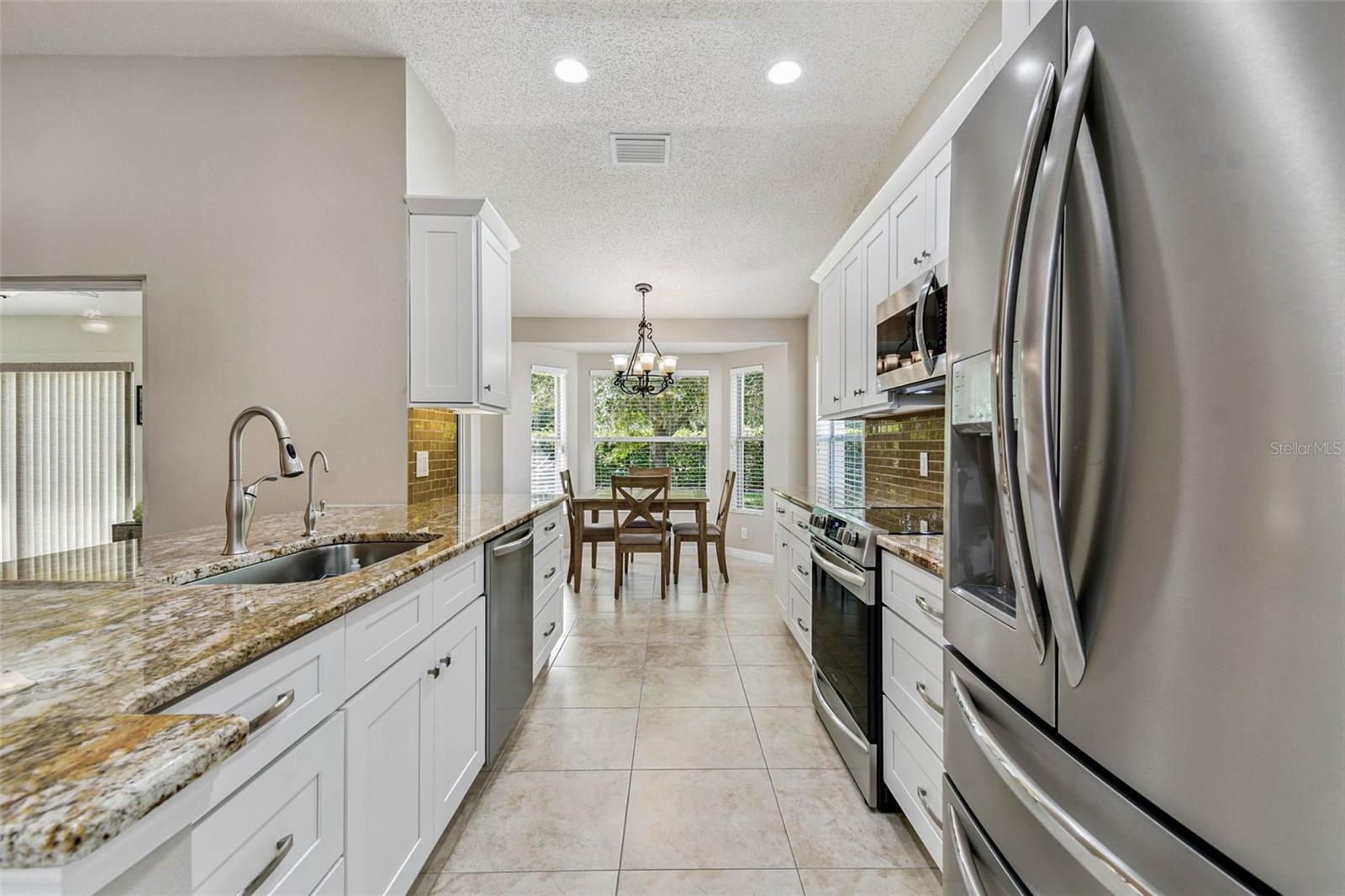 Image 17 of 41 For 12202 Arron Terrace